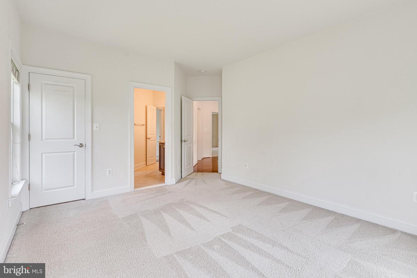 10002 COURTHOUSE RD, VIENNA, Virginia 22181, 6 Bedrooms Bedrooms, ,5 BathroomsBathrooms,Residential,For sale,10002 COURTHOUSE RD,VAFX2250034 MLS # VAFX2250034