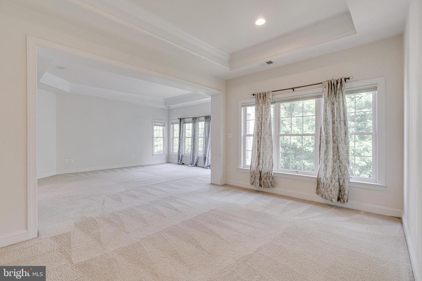 10002 COURTHOUSE RD, VIENNA, Virginia 22181, 6 Bedrooms Bedrooms, ,5 BathroomsBathrooms,Residential,For sale,10002 COURTHOUSE RD,VAFX2250034 MLS # VAFX2250034