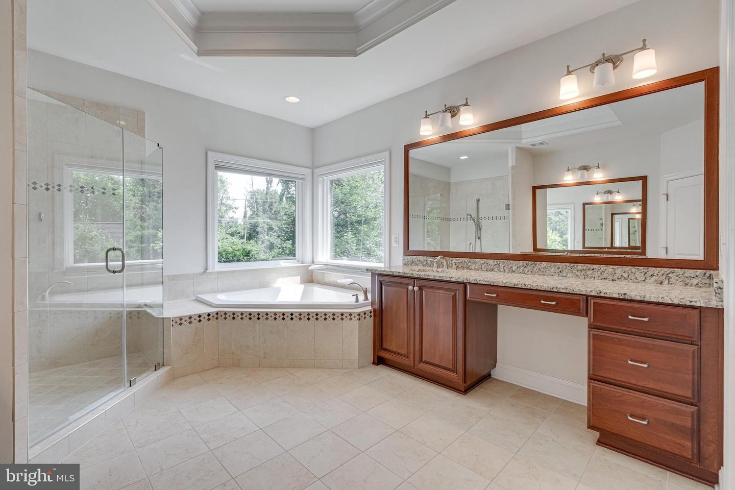 10002 COURTHOUSE RD, VIENNA, Virginia 22181, 6 Bedrooms Bedrooms, ,5 BathroomsBathrooms,Residential,For sale,10002 COURTHOUSE RD,VAFX2250034 MLS # VAFX2250034