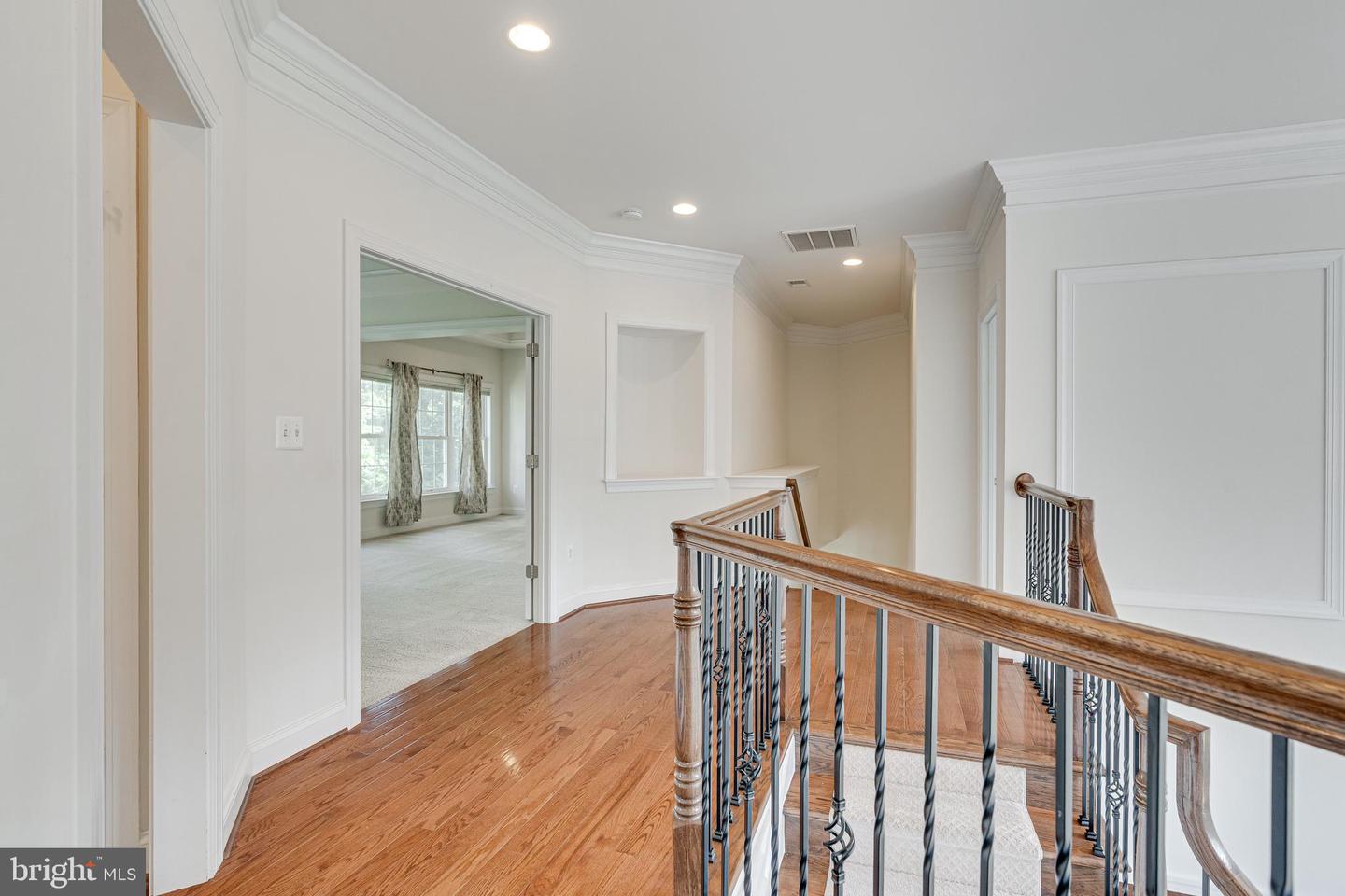 10002 COURTHOUSE RD, VIENNA, Virginia 22181, 6 Bedrooms Bedrooms, ,5 BathroomsBathrooms,Residential,For sale,10002 COURTHOUSE RD,VAFX2250034 MLS # VAFX2250034
