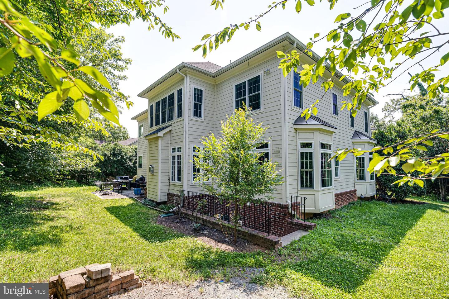 10002 COURTHOUSE RD, VIENNA, Virginia 22181, 6 Bedrooms Bedrooms, ,5 BathroomsBathrooms,Residential,For sale,10002 COURTHOUSE RD,VAFX2250034 MLS # VAFX2250034