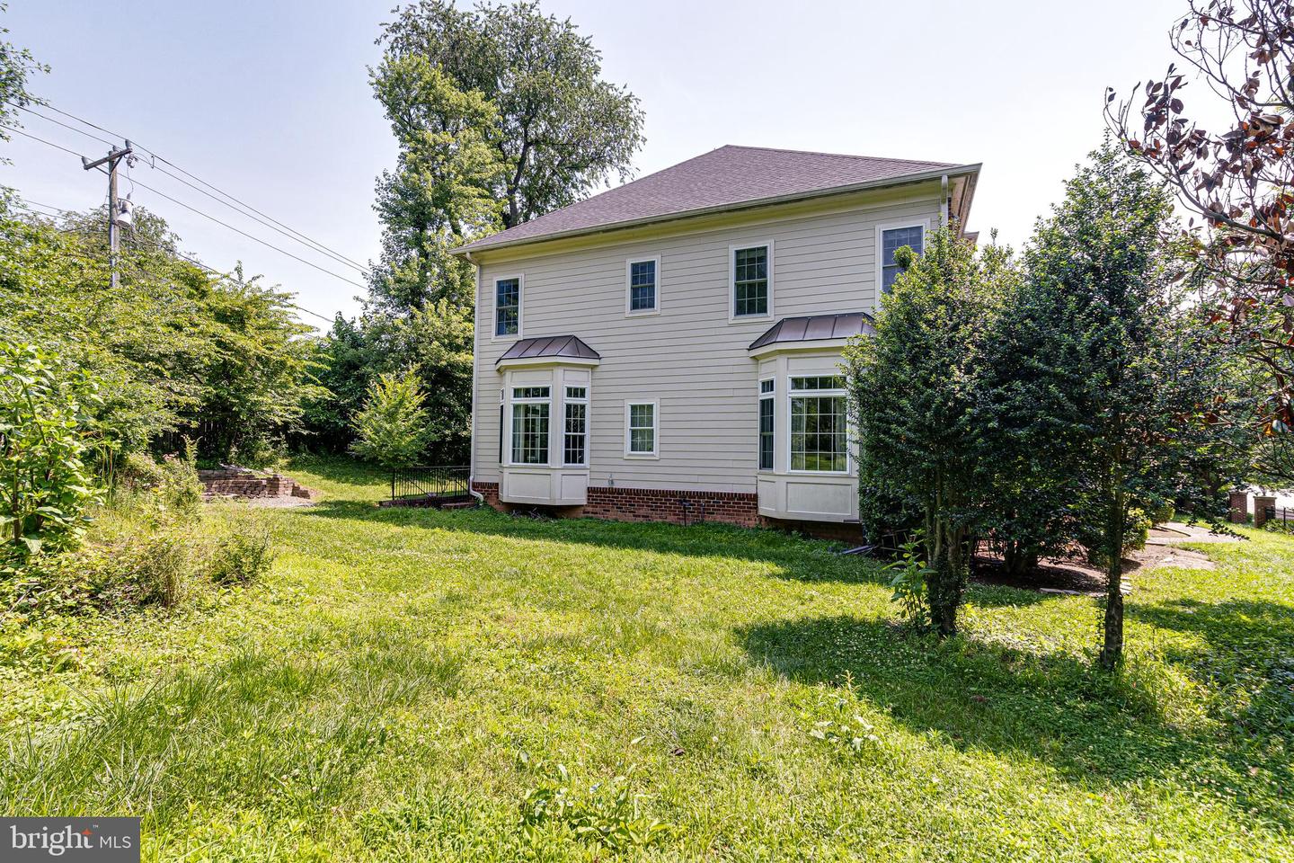 10002 COURTHOUSE RD, VIENNA, Virginia 22181, 6 Bedrooms Bedrooms, ,5 BathroomsBathrooms,Residential,For sale,10002 COURTHOUSE RD,VAFX2250034 MLS # VAFX2250034