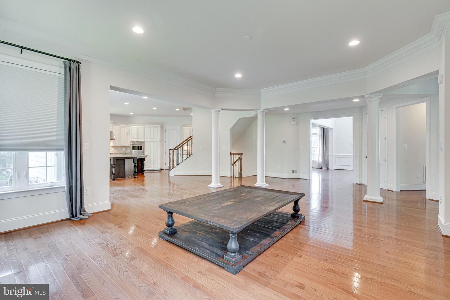 10002 COURTHOUSE RD, VIENNA, Virginia 22181, 6 Bedrooms Bedrooms, ,5 BathroomsBathrooms,Residential,For sale,10002 COURTHOUSE RD,VAFX2250034 MLS # VAFX2250034