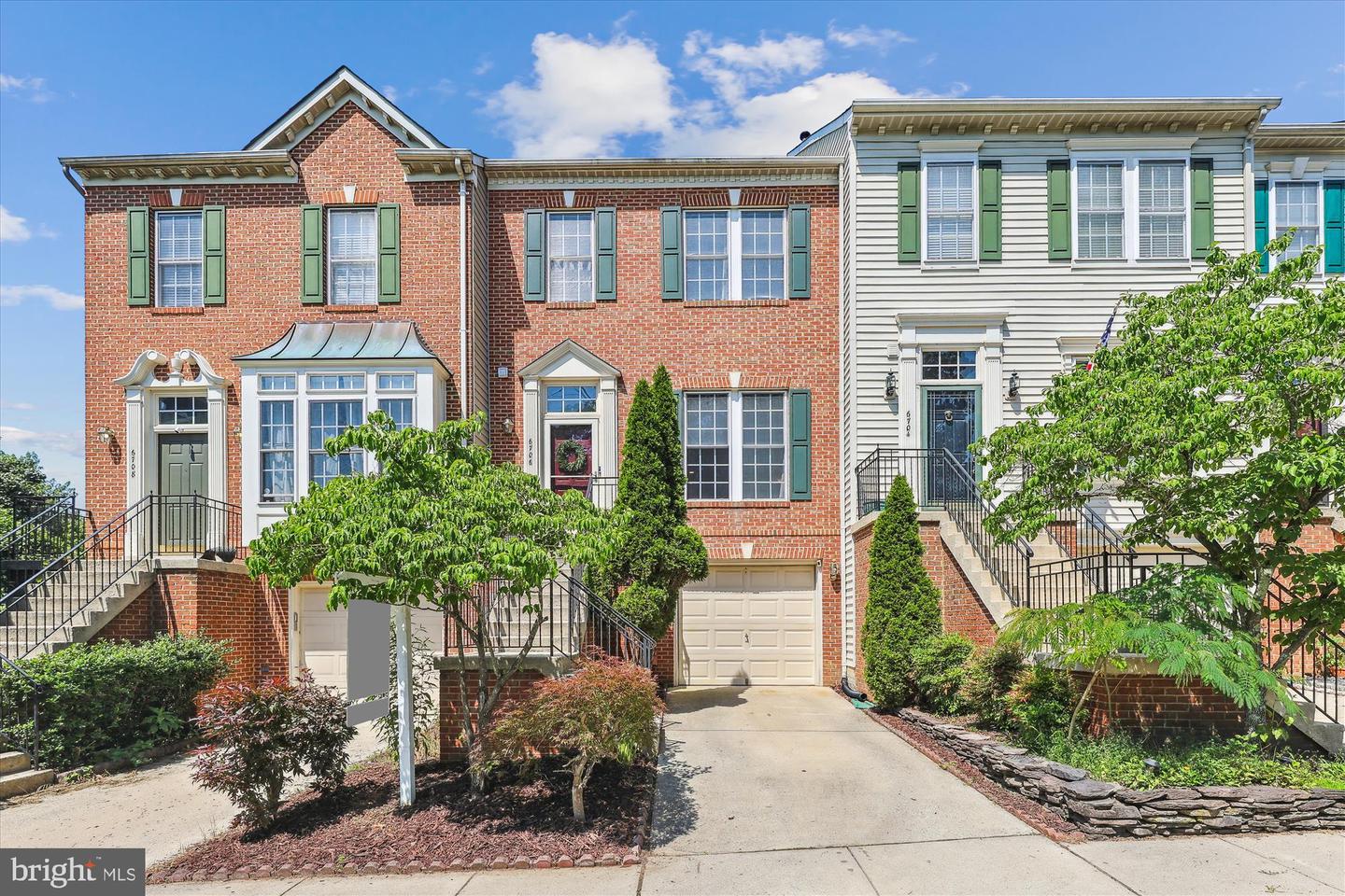 6706 DEBRA LU WAY, SPRINGFIELD, Virginia 22150, 3 Bedrooms Bedrooms, ,2 BathroomsBathrooms,Residential,For sale,6706 DEBRA LU WAY,VAFX2250150 MLS # VAFX2250150