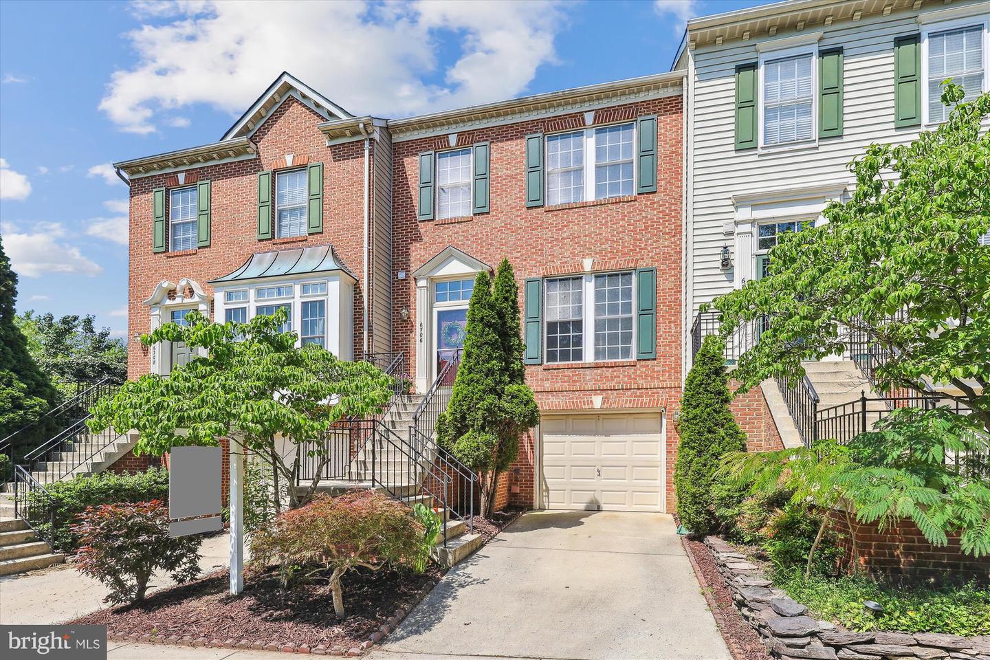 6706 DEBRA LU WAY, SPRINGFIELD, Virginia 22150, 3 Bedrooms Bedrooms, ,2 BathroomsBathrooms,Residential,For sale,6706 DEBRA LU WAY,VAFX2250150 MLS # VAFX2250150