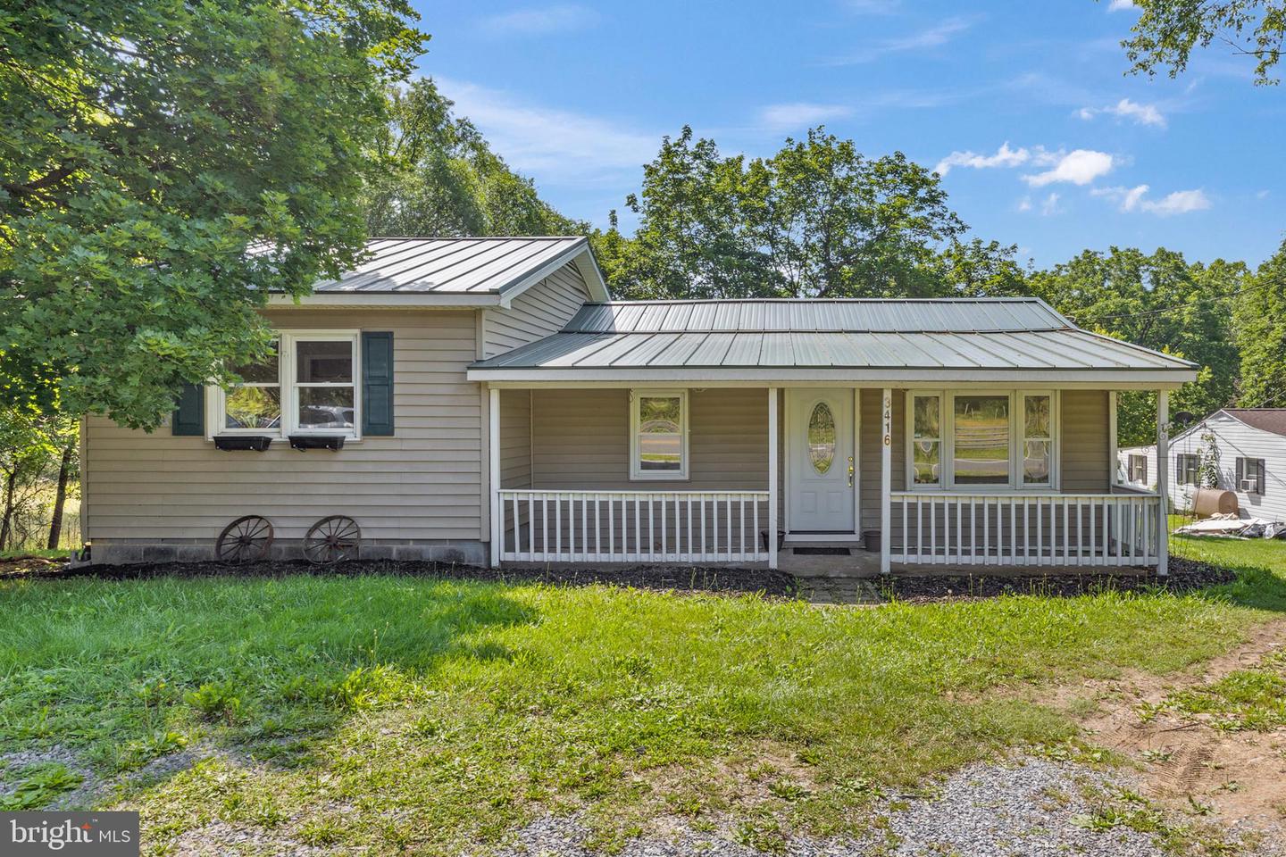 3416 E POINT RD, ELKTON, Virginia 22827, 3 Bedrooms Bedrooms, ,1 BathroomBathrooms,Residential,For sale,3416 E POINT RD,VARO2002396 MLS # VARO2002396