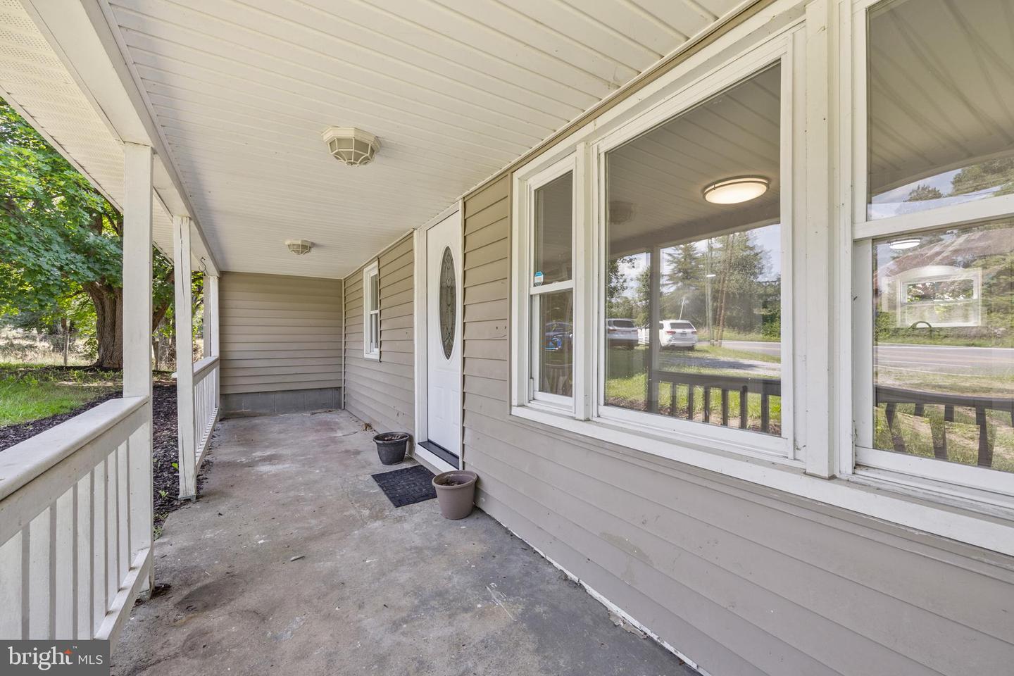 3416 E POINT RD, ELKTON, Virginia 22827, 3 Bedrooms Bedrooms, ,1 BathroomBathrooms,Residential,For sale,3416 E POINT RD,VARO2002396 MLS # VARO2002396