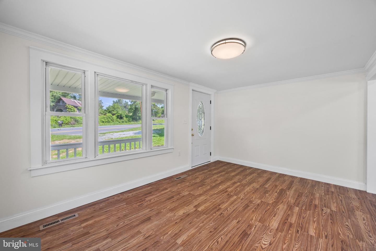3416 E POINT RD, ELKTON, Virginia 22827, 3 Bedrooms Bedrooms, ,1 BathroomBathrooms,Residential,For sale,3416 E POINT RD,VARO2002396 MLS # VARO2002396