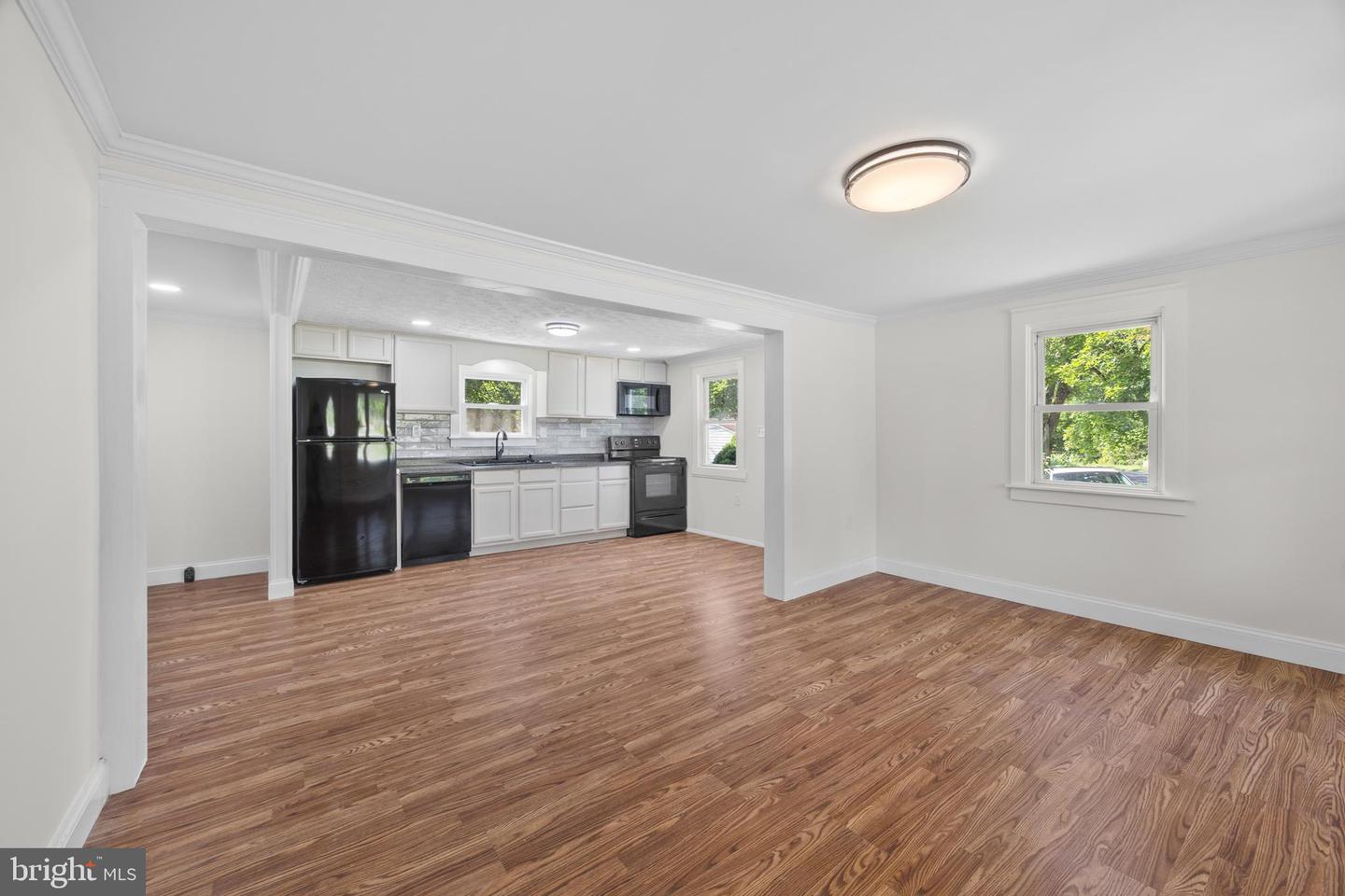 3416 E POINT RD, ELKTON, Virginia 22827, 3 Bedrooms Bedrooms, ,1 BathroomBathrooms,Residential,For sale,3416 E POINT RD,VARO2002396 MLS # VARO2002396