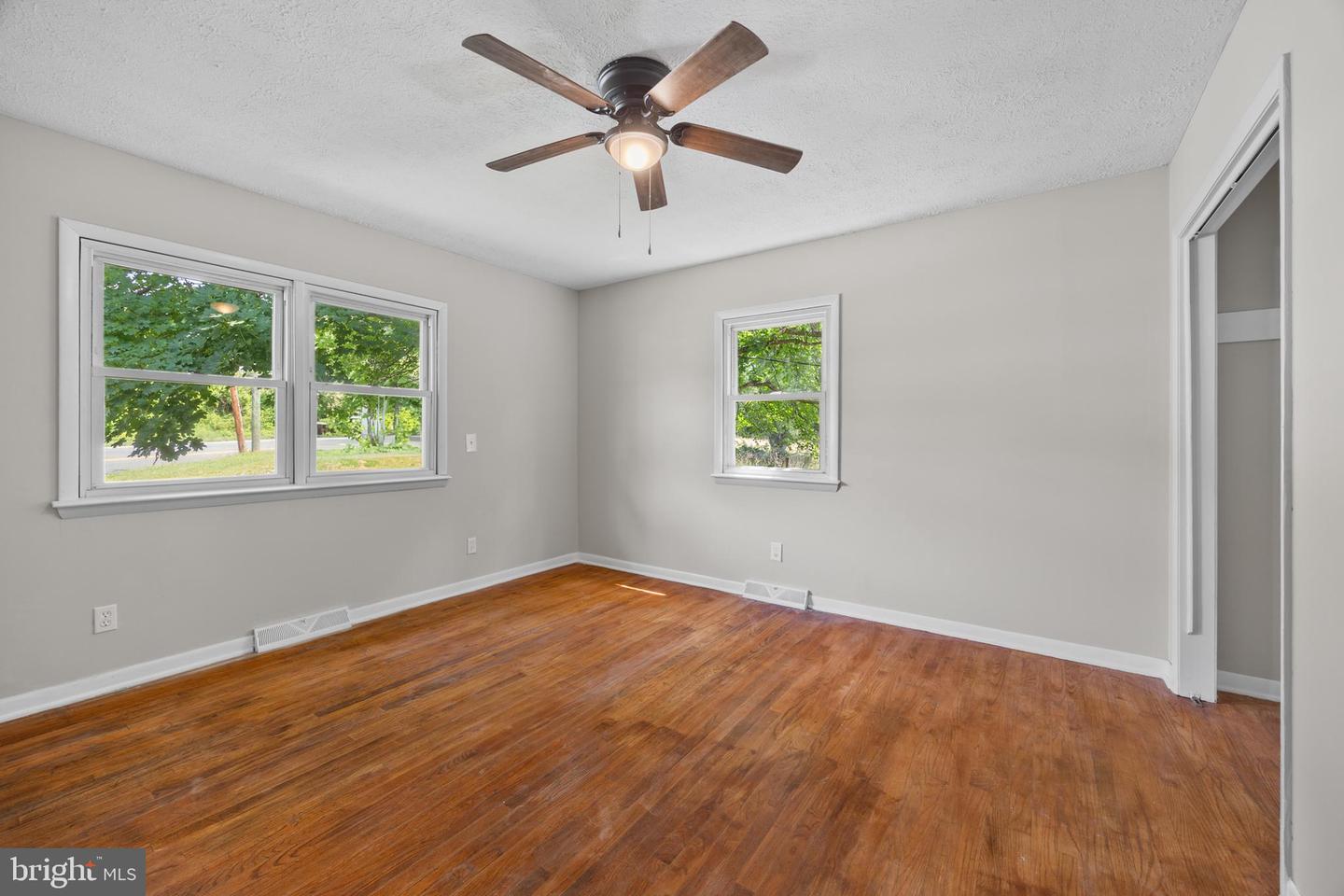 3416 E POINT RD, ELKTON, Virginia 22827, 3 Bedrooms Bedrooms, ,1 BathroomBathrooms,Residential,For sale,3416 E POINT RD,VARO2002396 MLS # VARO2002396