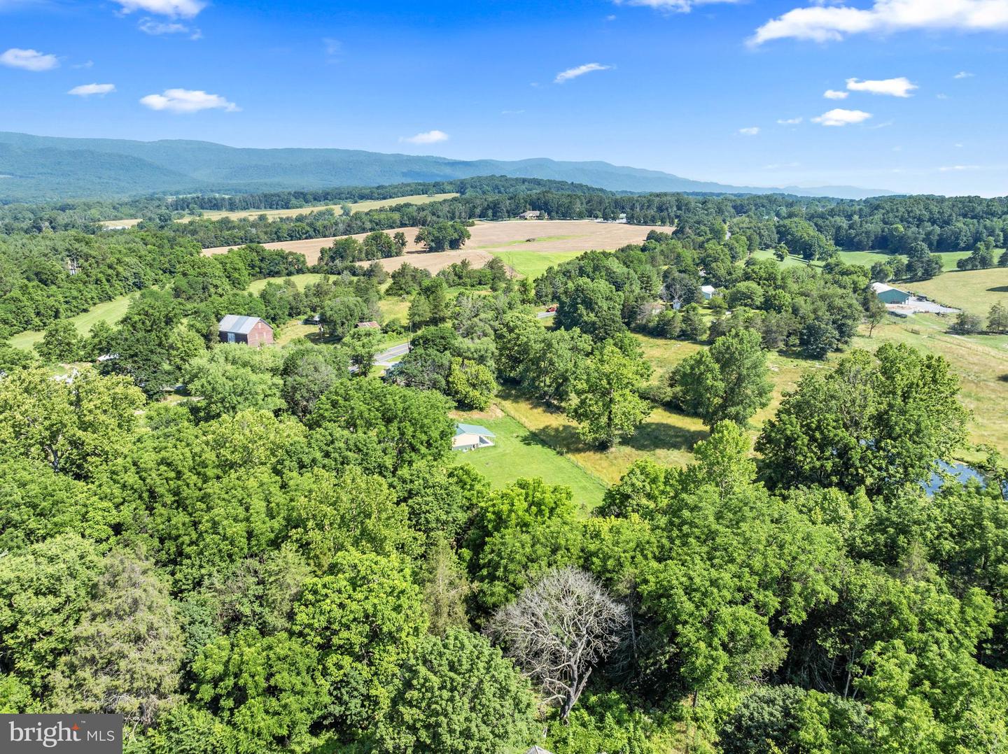 3416 E POINT RD, ELKTON, Virginia 22827, 3 Bedrooms Bedrooms, ,1 BathroomBathrooms,Residential,For sale,3416 E POINT RD,VARO2002396 MLS # VARO2002396