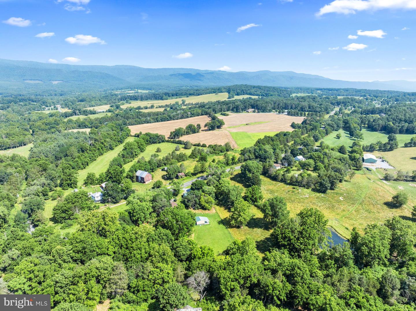 3416 E POINT RD, ELKTON, Virginia 22827, 3 Bedrooms Bedrooms, ,1 BathroomBathrooms,Residential,For sale,3416 E POINT RD,VARO2002396 MLS # VARO2002396