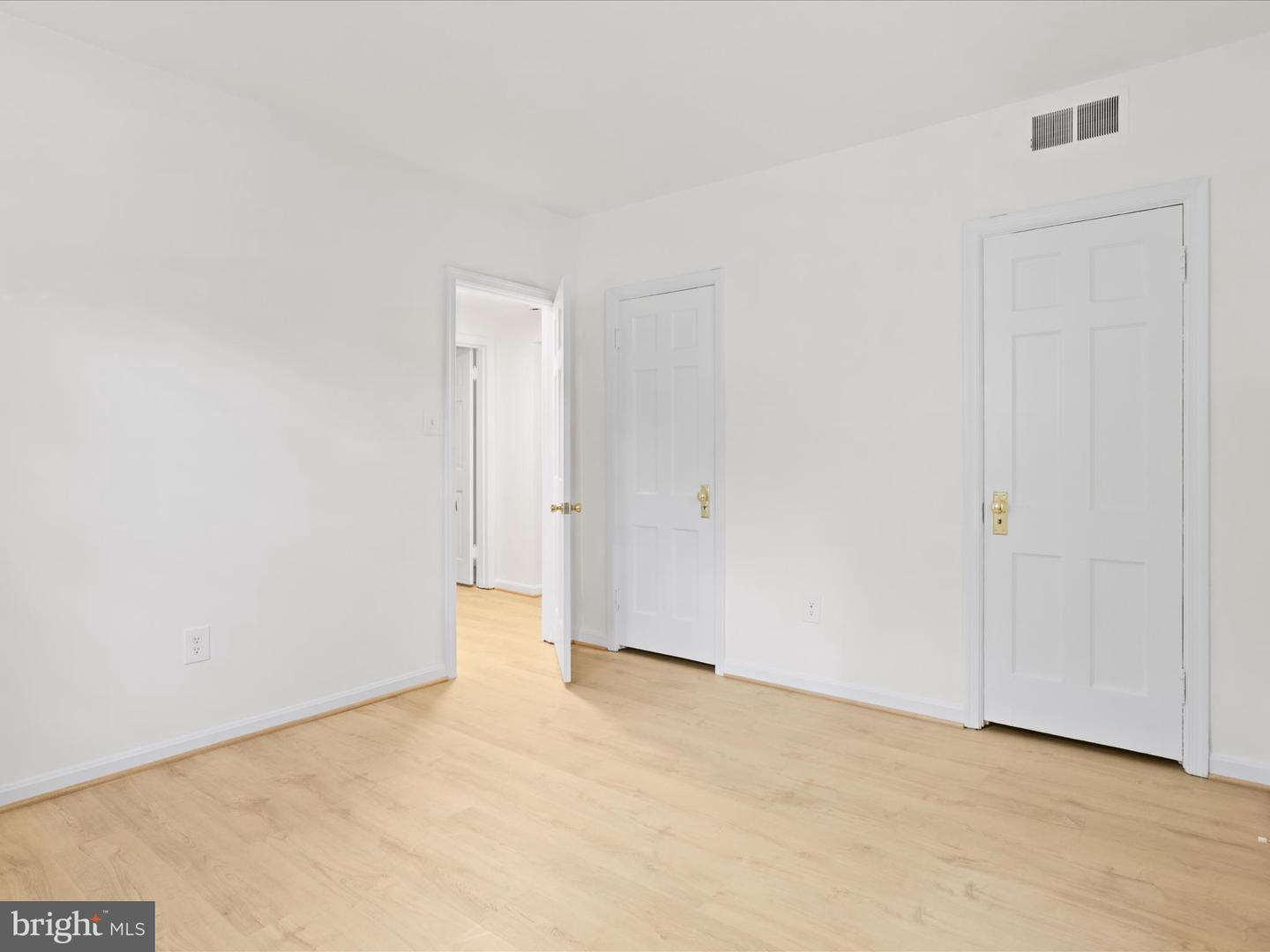 1801 KEY BLVD #10501, ARLINGTON, Virginia 22201, 2 Bedrooms Bedrooms, ,1 BathroomBathrooms,Residential,For sale,1801 KEY BLVD #10501,VAAR2059802 MLS # VAAR2059802