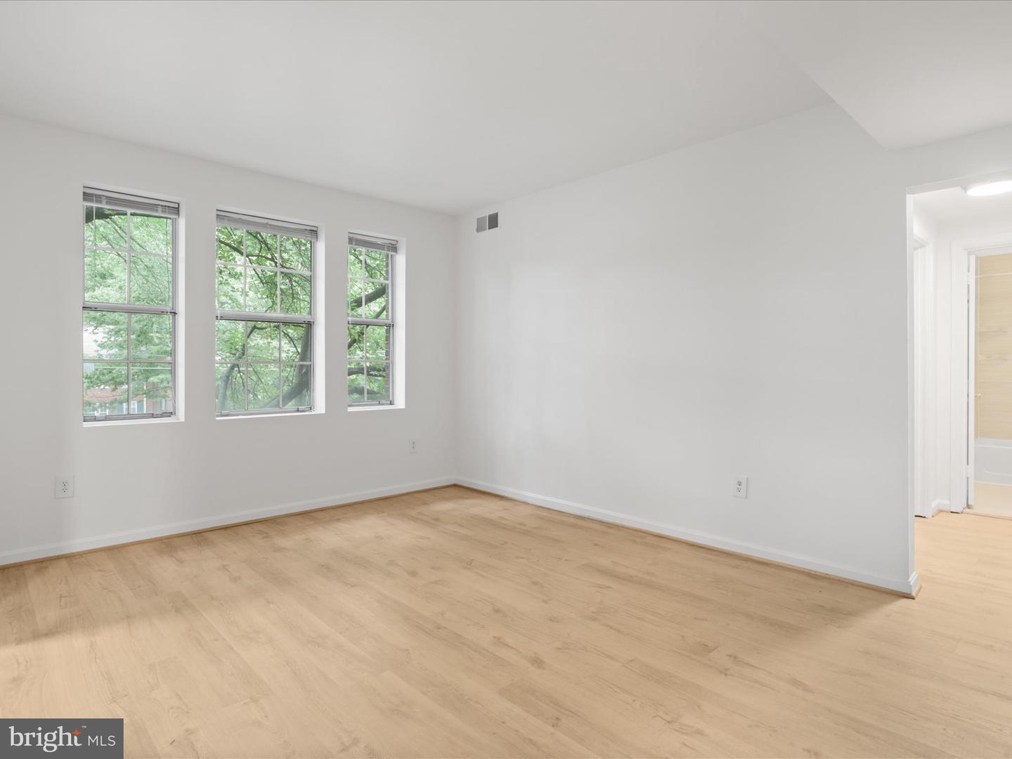 1801 KEY BLVD #10501, ARLINGTON, Virginia 22201, 2 Bedrooms Bedrooms, ,1 BathroomBathrooms,Residential,For sale,1801 KEY BLVD #10501,VAAR2059802 MLS # VAAR2059802