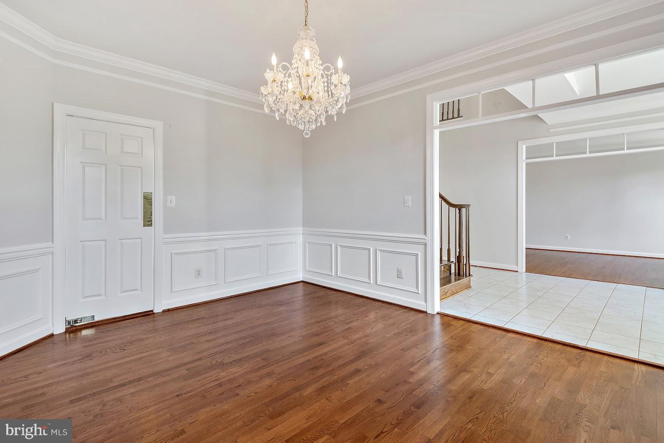 1050 NORTHFALLS CT, GREAT FALLS, Virginia 22066, 6 Bedrooms Bedrooms, ,4 BathroomsBathrooms,Residential,For sale,1050 NORTHFALLS CT,VAFX2250200 MLS # VAFX2250200