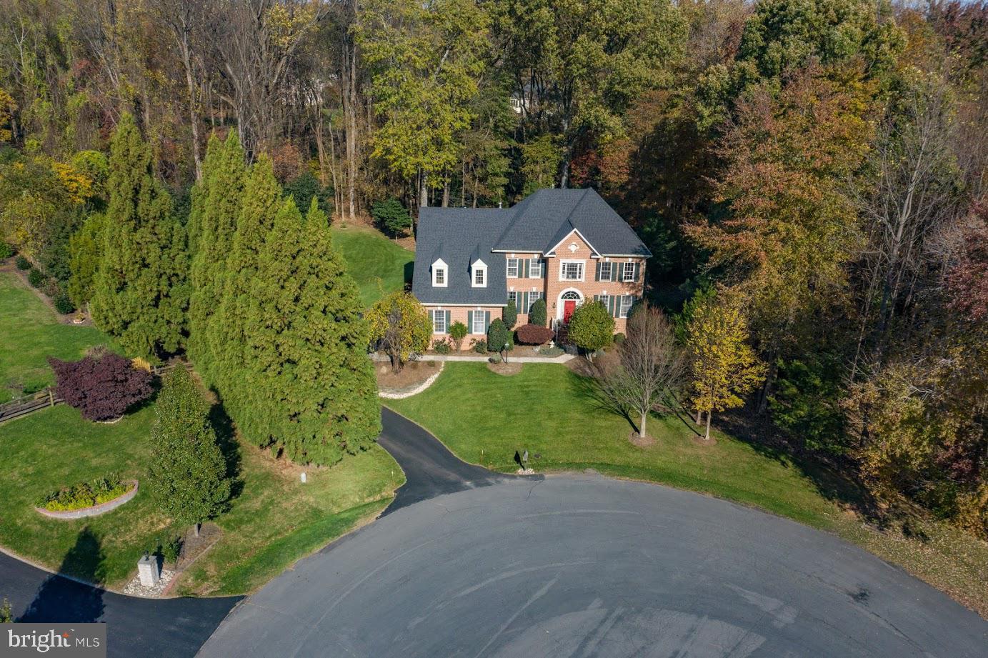 1050 NORTHFALLS CT, GREAT FALLS, Virginia 22066, 6 Bedrooms Bedrooms, ,4 BathroomsBathrooms,Residential,For sale,1050 NORTHFALLS CT,VAFX2250200 MLS # VAFX2250200