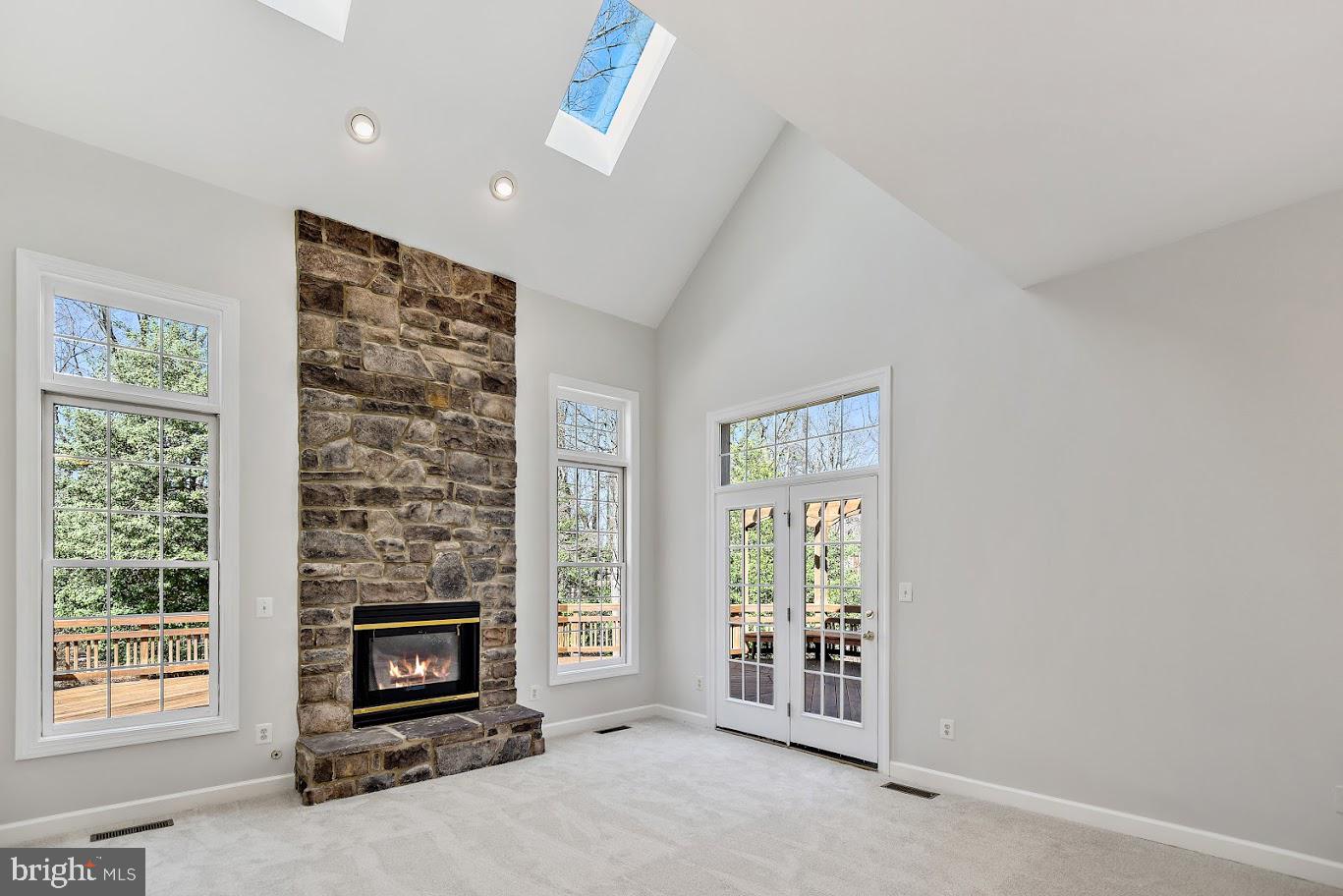 1050 NORTHFALLS CT, GREAT FALLS, Virginia 22066, 6 Bedrooms Bedrooms, ,4 BathroomsBathrooms,Residential,For sale,1050 NORTHFALLS CT,VAFX2250200 MLS # VAFX2250200