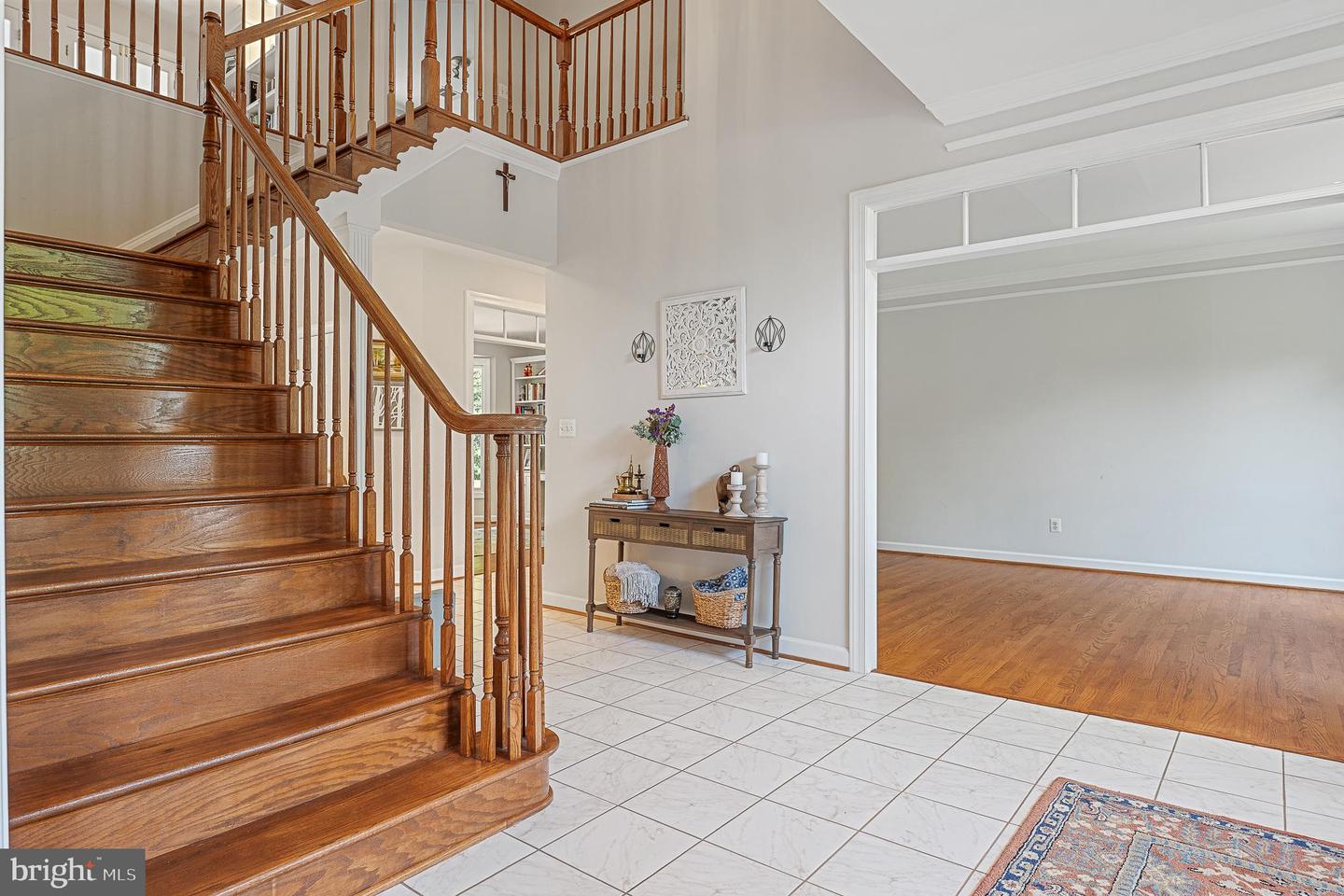 1050 NORTHFALLS CT, GREAT FALLS, Virginia 22066, 6 Bedrooms Bedrooms, ,4 BathroomsBathrooms,Residential,For sale,1050 NORTHFALLS CT,VAFX2250200 MLS # VAFX2250200