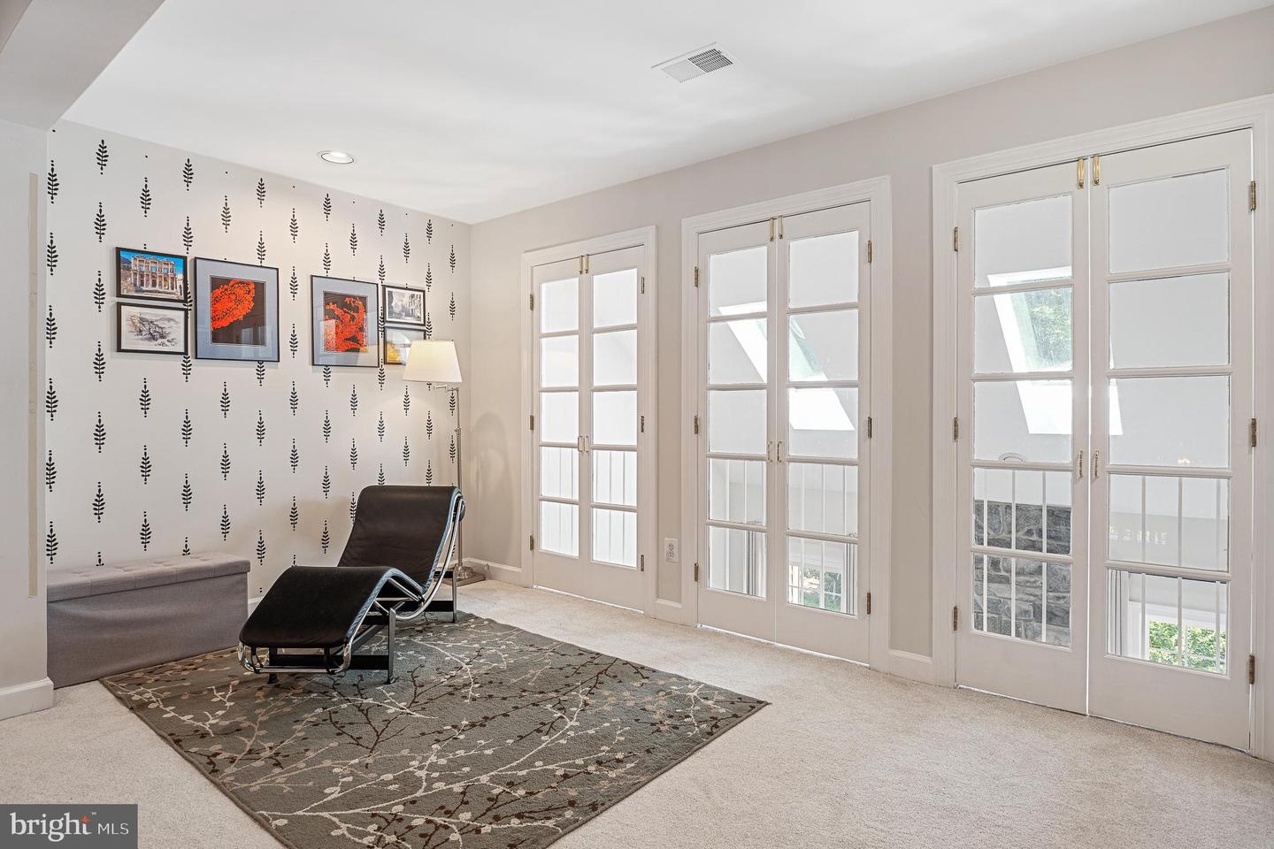 1050 NORTHFALLS CT, GREAT FALLS, Virginia 22066, 6 Bedrooms Bedrooms, ,4 BathroomsBathrooms,Residential,For sale,1050 NORTHFALLS CT,VAFX2250200 MLS # VAFX2250200