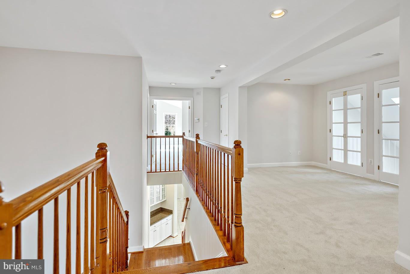 1050 NORTHFALLS CT, GREAT FALLS, Virginia 22066, 6 Bedrooms Bedrooms, ,4 BathroomsBathrooms,Residential,For sale,1050 NORTHFALLS CT,VAFX2250200 MLS # VAFX2250200