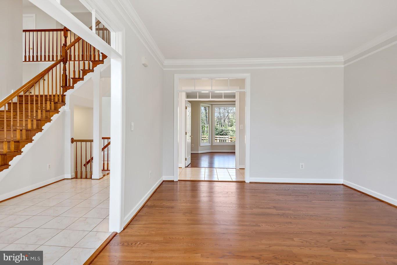 1050 NORTHFALLS CT, GREAT FALLS, Virginia 22066, 6 Bedrooms Bedrooms, ,4 BathroomsBathrooms,Residential,For sale,1050 NORTHFALLS CT,VAFX2250200 MLS # VAFX2250200