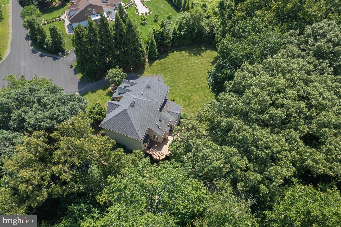1050 NORTHFALLS CT, GREAT FALLS, Virginia 22066, 6 Bedrooms Bedrooms, ,4 BathroomsBathrooms,Residential,For sale,1050 NORTHFALLS CT,VAFX2250200 MLS # VAFX2250200