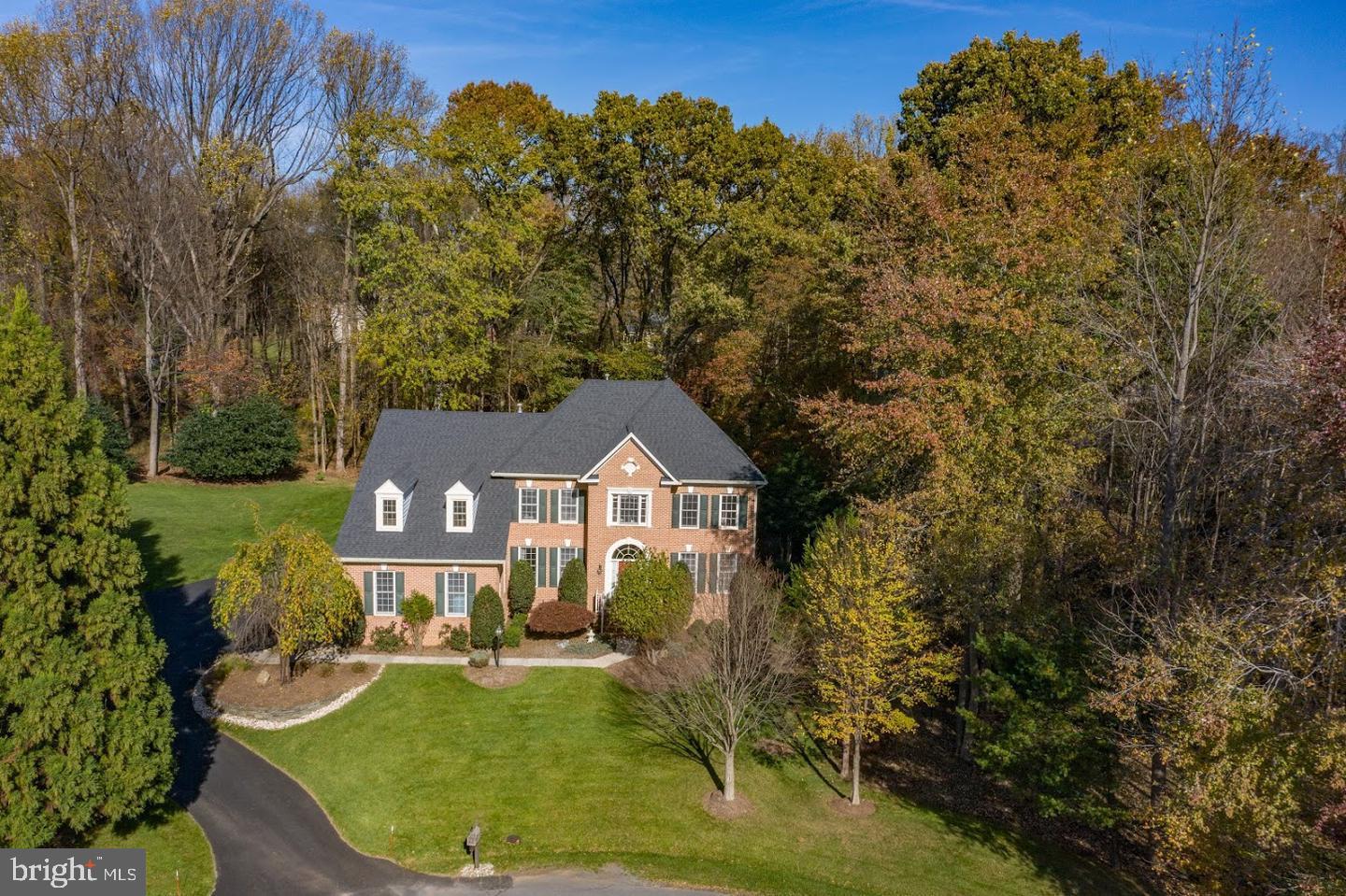 1050 NORTHFALLS CT, GREAT FALLS, Virginia 22066, 6 Bedrooms Bedrooms, ,4 BathroomsBathrooms,Residential,For sale,1050 NORTHFALLS CT,VAFX2250200 MLS # VAFX2250200