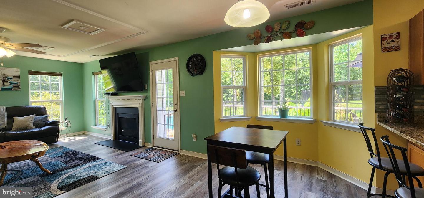 138 DOVE HOLLOW DR, LOUISA, Virginia 23093, 3 Bedrooms Bedrooms, ,2 BathroomsBathrooms,Residential,For sale,138 DOVE HOLLOW DR,VALA2008112 MLS # VALA2008112