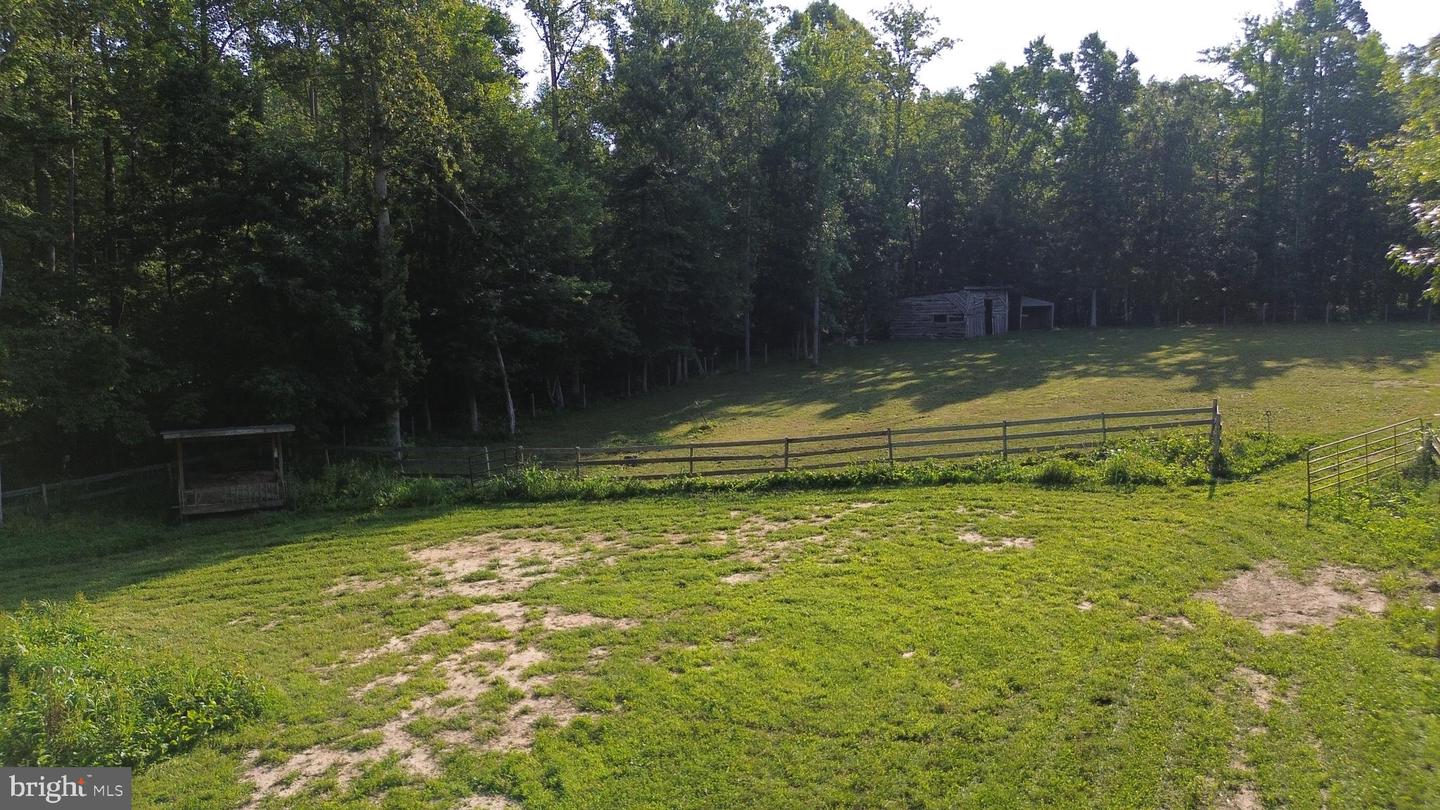 138 DOVE HOLLOW DR, LOUISA, Virginia 23093, 3 Bedrooms Bedrooms, ,2 BathroomsBathrooms,Residential,For sale,138 DOVE HOLLOW DR,VALA2008112 MLS # VALA2008112
