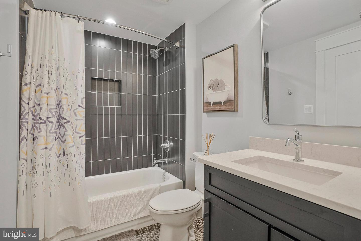 302 JADE CT NW, VIENNA, Virginia 22180, 6 Bedrooms Bedrooms, ,7 BathroomsBathrooms,Residential,For sale,302 JADE CT NW,VAFX2250410 MLS # VAFX2250410