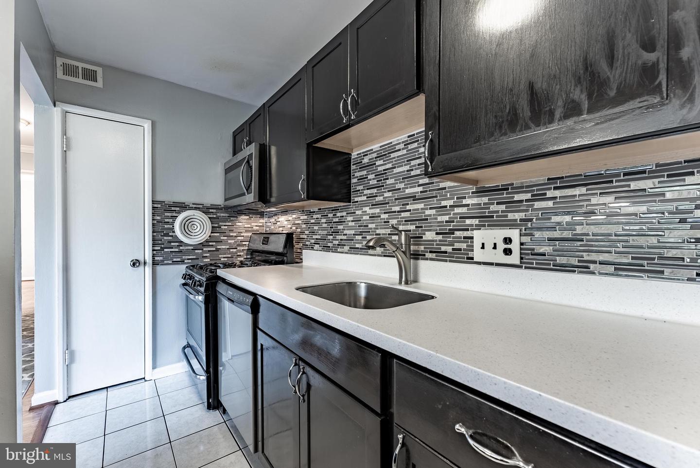 2908 KINGS CHAPEL RD #03/12, FALLS CHURCH, Virginia 22042, 2 Bedrooms Bedrooms, ,1 BathroomBathrooms,Residential,For sale,2908 KINGS CHAPEL RD #03/12,VAFX2250428 MLS # VAFX2250428