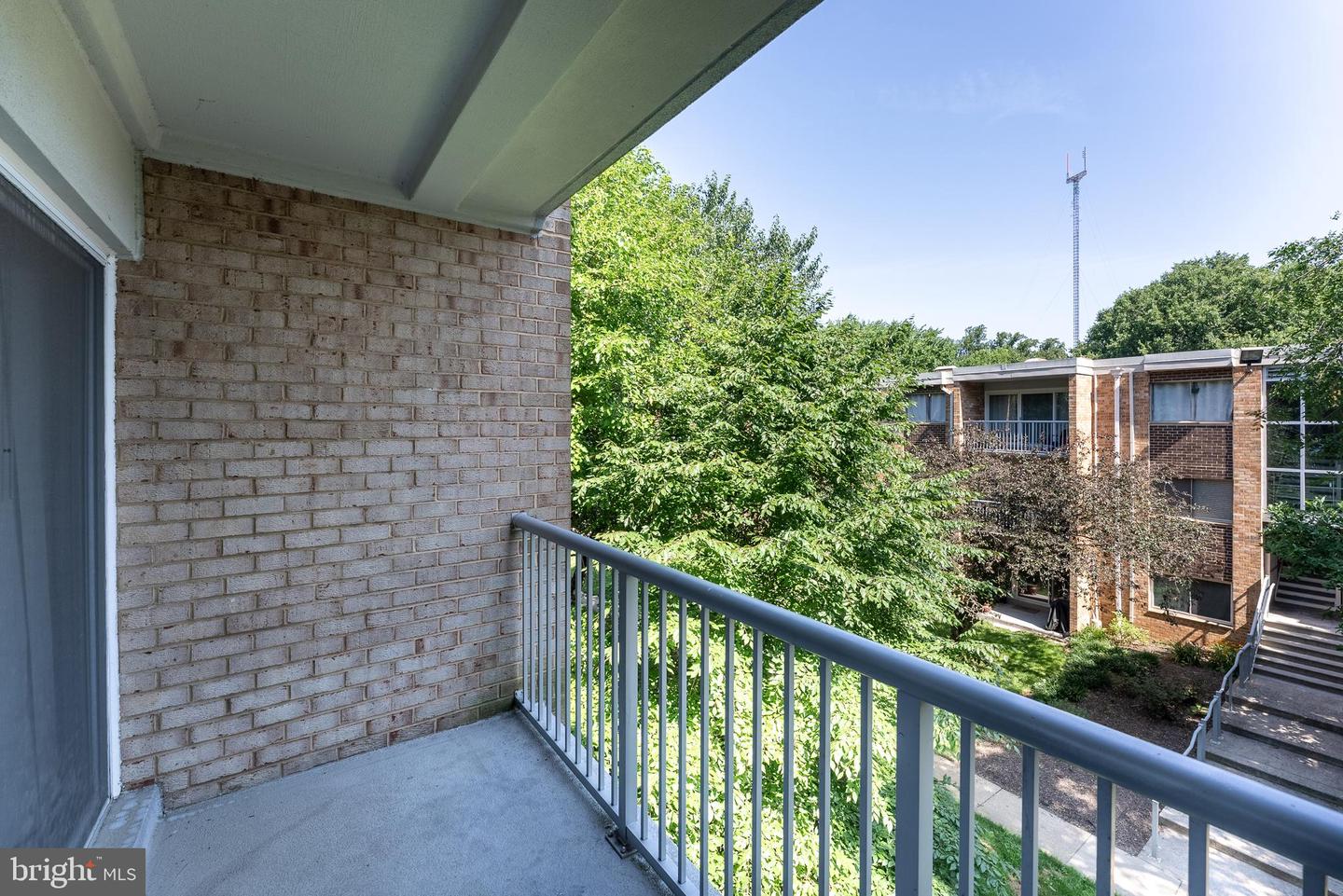 2908 KINGS CHAPEL RD #03/12, FALLS CHURCH, Virginia 22042, 2 Bedrooms Bedrooms, ,1 BathroomBathrooms,Residential,For sale,2908 KINGS CHAPEL RD #03/12,VAFX2250428 MLS # VAFX2250428
