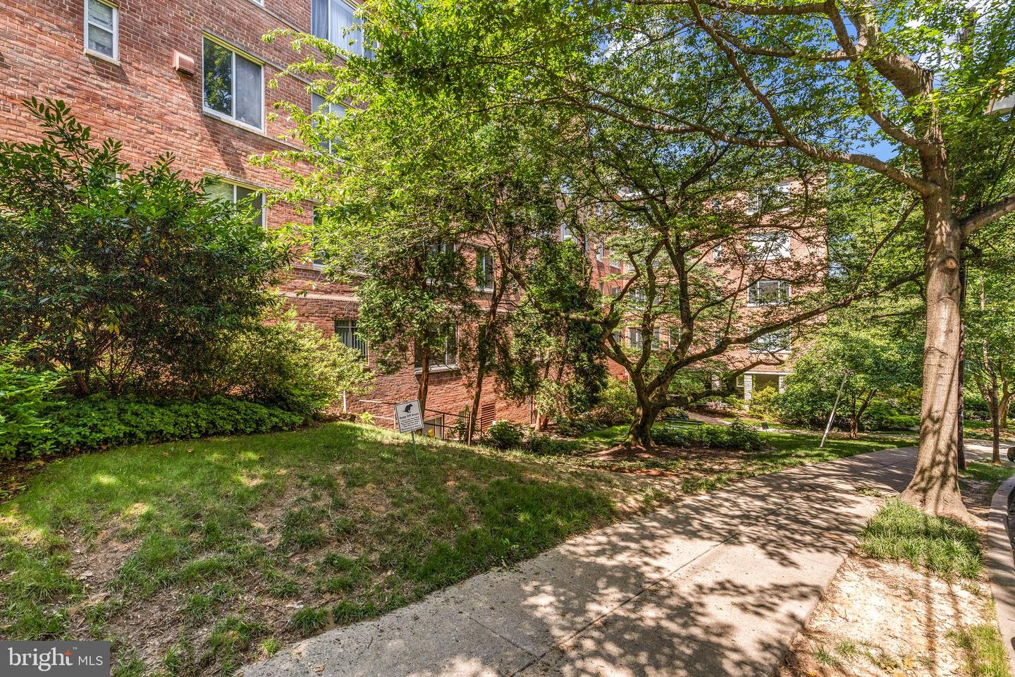 4100 W ST NW #306, WASHINGTON, District Of Columbia 20007, 2 Bedrooms Bedrooms, ,1 BathroomBathrooms,Residential,For sale,4100 W ST NW #306,DCDC2207590 MLS # DCDC2207590