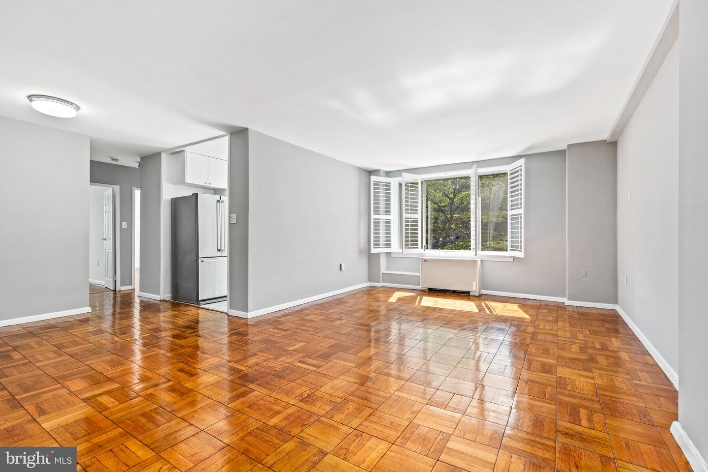 4100 W ST NW #306, WASHINGTON, District Of Columbia 20007, 2 Bedrooms Bedrooms, ,1 BathroomBathrooms,Residential,For sale,4100 W ST NW #306,DCDC2207590 MLS # DCDC2207590