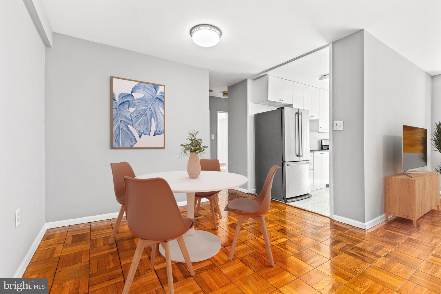 4100 W ST NW #306, WASHINGTON, District Of Columbia 20007, 2 Bedrooms Bedrooms, ,1 BathroomBathrooms,Residential,For sale,4100 W ST NW #306,DCDC2207590 MLS # DCDC2207590