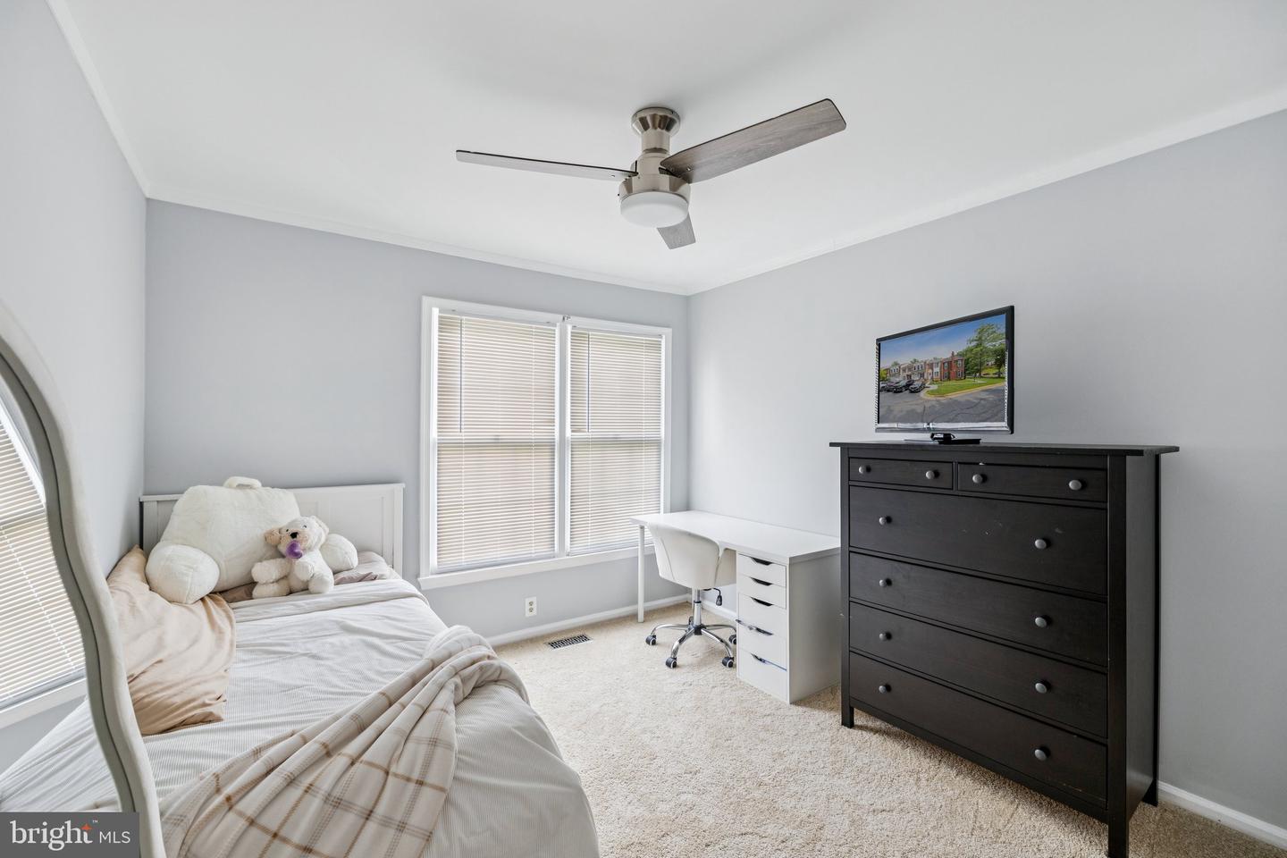14874 SWALLOW CT, WOODBRIDGE, Virginia 22193, 3 Bedrooms Bedrooms, ,2 BathroomsBathrooms,Residential,For sale,14874 SWALLOW CT,VAPW2097946 MLS # VAPW2097946