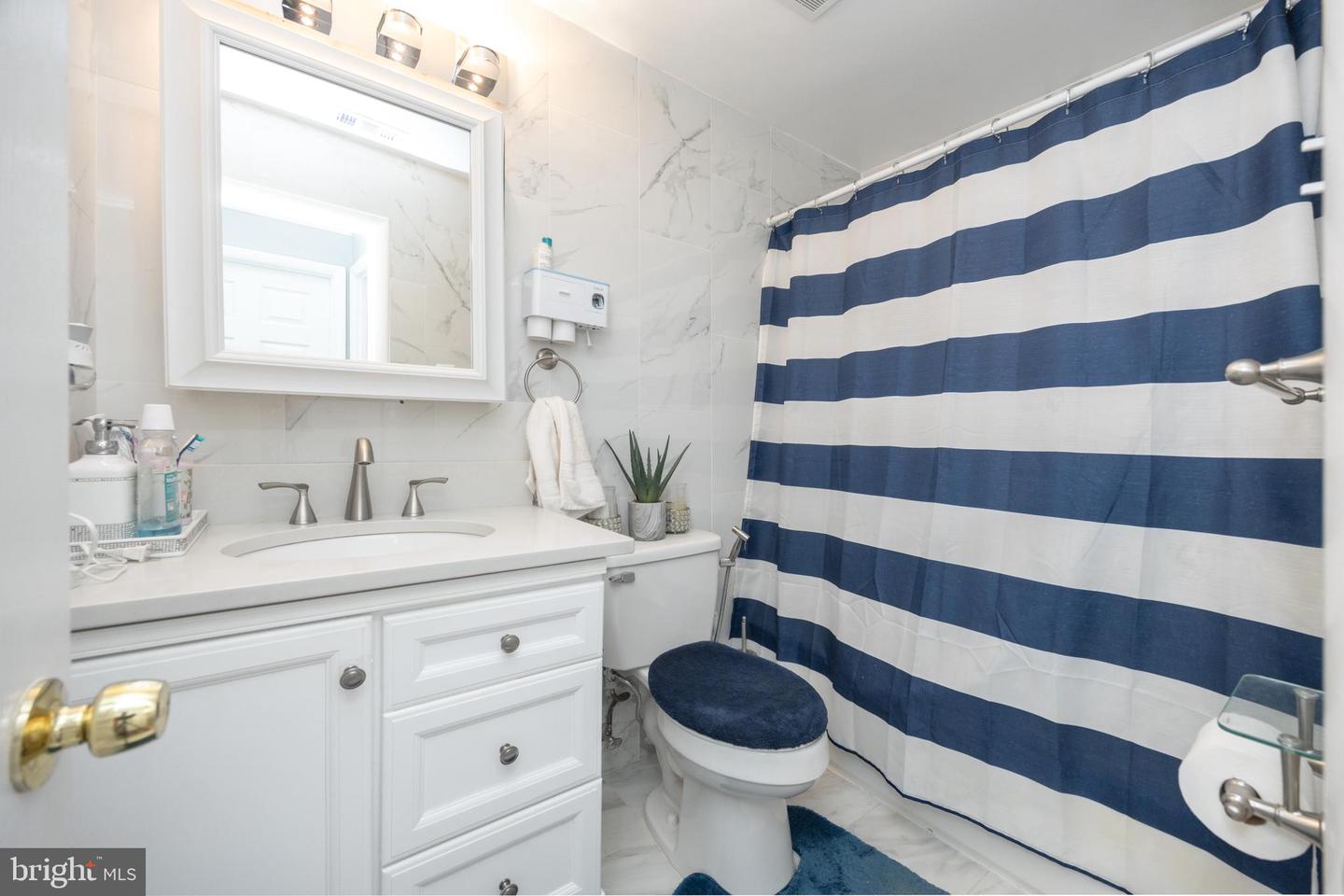 7093 SPRING GARDEN DR #202, SPRINGFIELD, Virginia 22150, 2 Bedrooms Bedrooms, ,1 BathroomBathrooms,Residential,For sale,7093 SPRING GARDEN DR #202,VAFX2250512 MLS # VAFX2250512