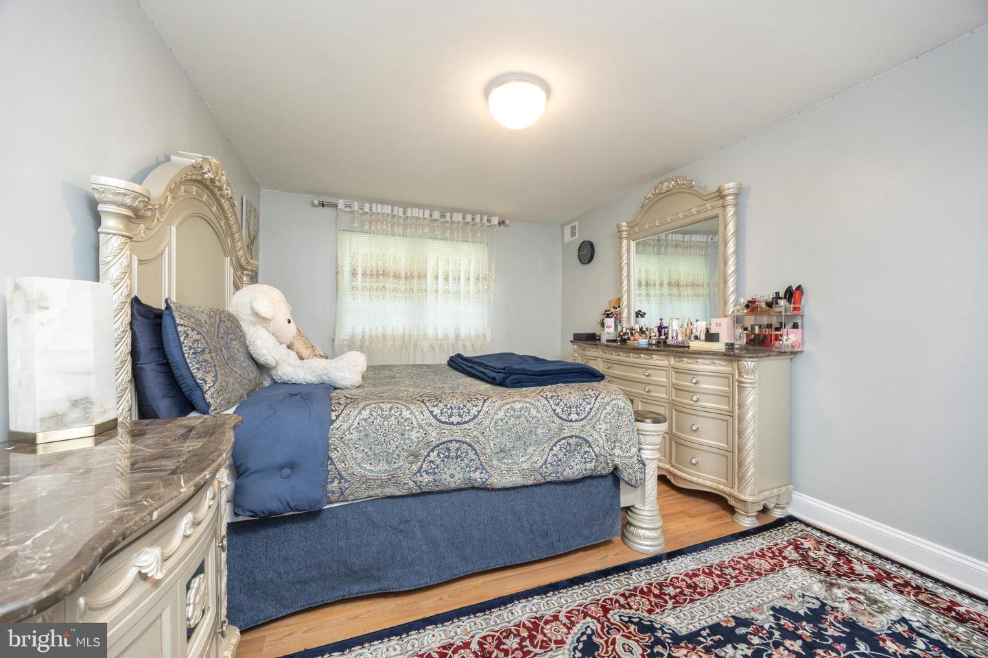 7093 SPRING GARDEN DR #202, SPRINGFIELD, Virginia 22150, 2 Bedrooms Bedrooms, ,1 BathroomBathrooms,Residential,For sale,7093 SPRING GARDEN DR #202,VAFX2250512 MLS # VAFX2250512