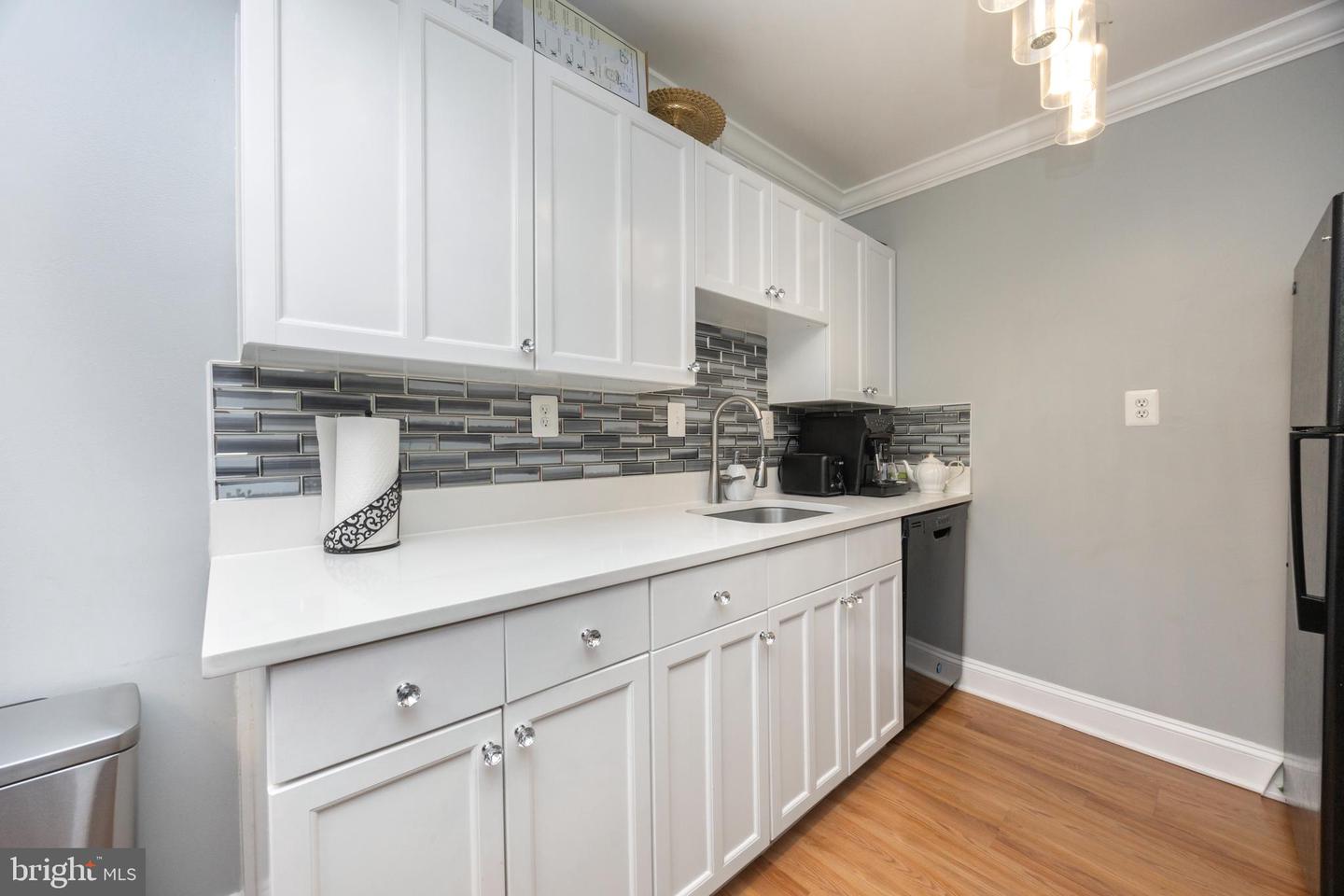 7093 SPRING GARDEN DR #202, SPRINGFIELD, Virginia 22150, 2 Bedrooms Bedrooms, ,1 BathroomBathrooms,Residential,For sale,7093 SPRING GARDEN DR #202,VAFX2250512 MLS # VAFX2250512