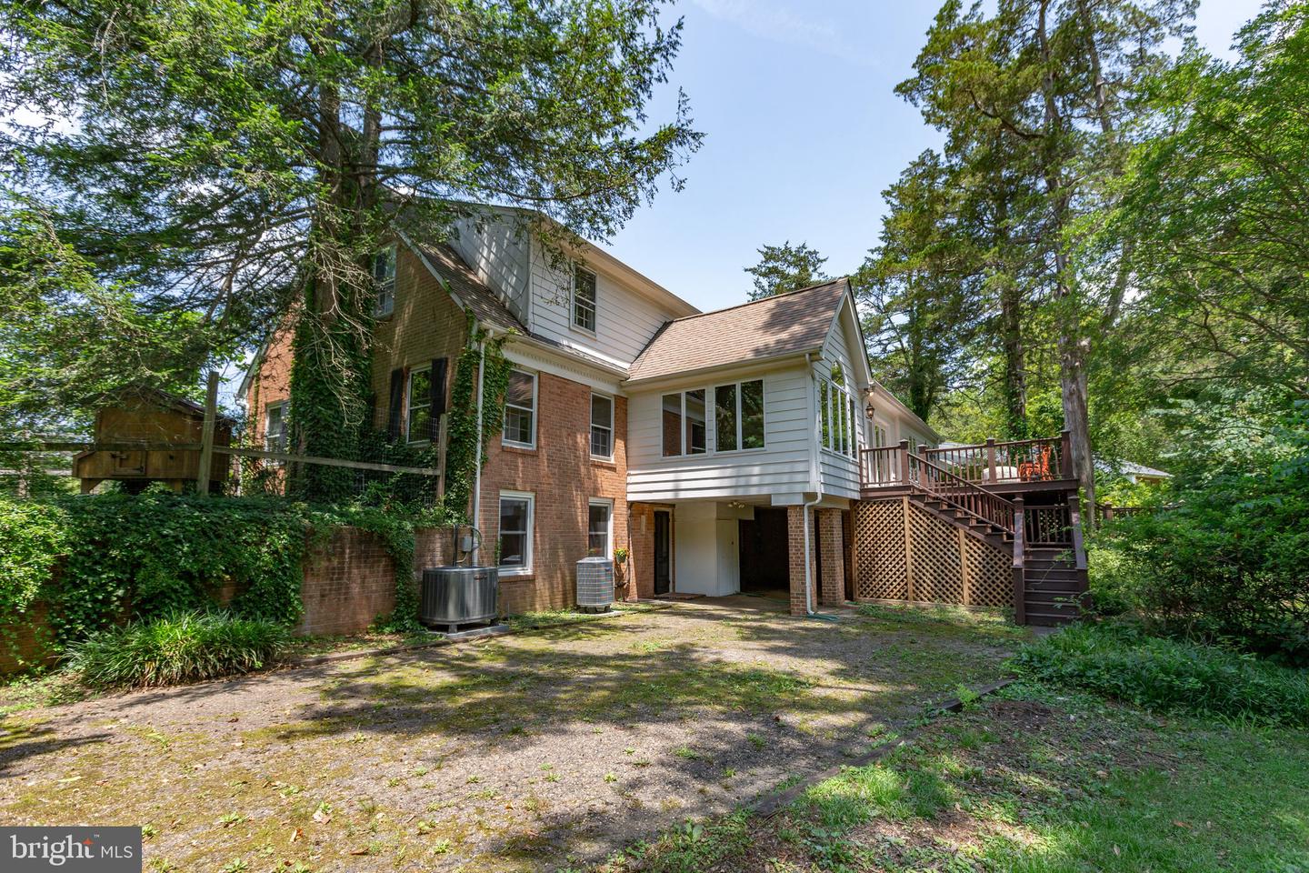 12 NELSON ST, FREDERICKSBURG, Virginia 22405, 4 Bedrooms Bedrooms, ,4 BathroomsBathrooms,Residential,For sale,12 NELSON ST,VAST2040246 MLS # VAST2040246