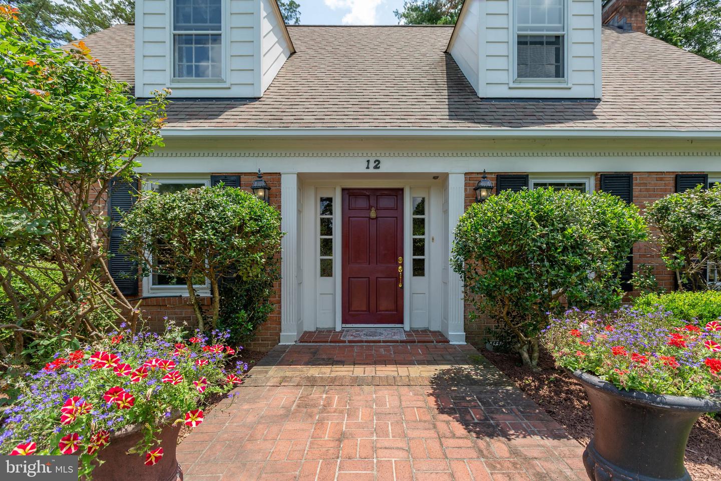 12 NELSON ST, FREDERICKSBURG, Virginia 22405, 4 Bedrooms Bedrooms, ,4 BathroomsBathrooms,Residential,For sale,12 NELSON ST,VAST2040246 MLS # VAST2040246