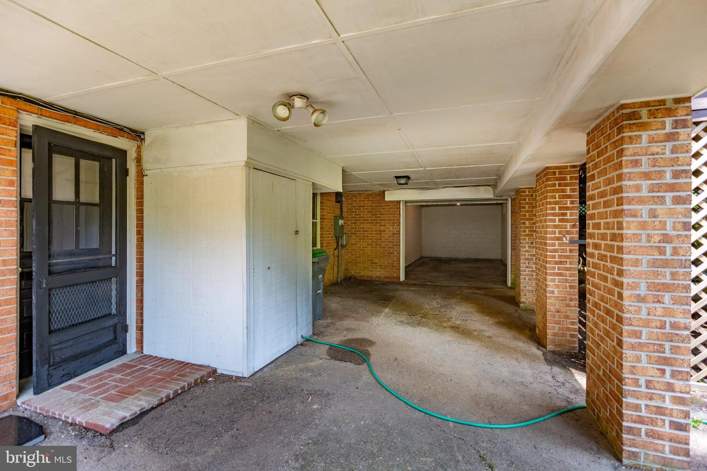 12 NELSON ST, FREDERICKSBURG, Virginia 22405, 4 Bedrooms Bedrooms, ,4 BathroomsBathrooms,Residential,For sale,12 NELSON ST,VAST2040246 MLS # VAST2040246
