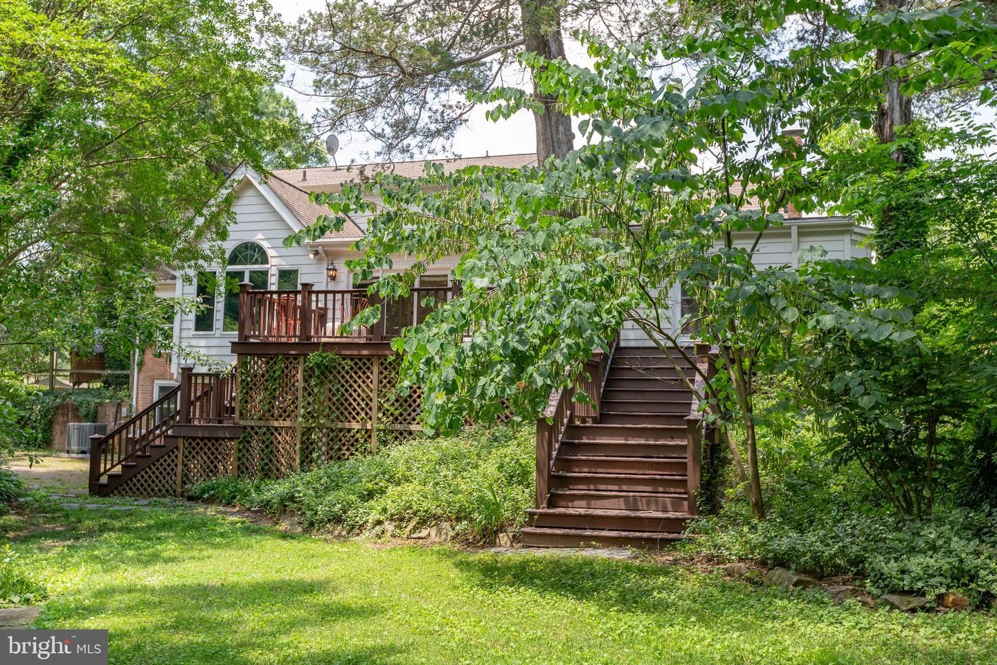 12 NELSON ST, FREDERICKSBURG, Virginia 22405, 4 Bedrooms Bedrooms, ,4 BathroomsBathrooms,Residential,For sale,12 NELSON ST,VAST2040246 MLS # VAST2040246