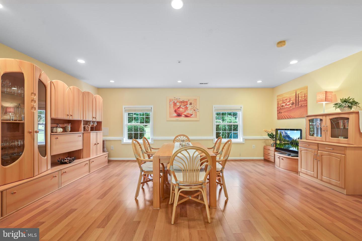 2 EVANS LN, RUTHER GLEN, Virginia 22546, 4 Bedrooms Bedrooms, ,3 BathroomsBathrooms,Residential,For sale,2 EVANS LN,VACV2008386 MLS # VACV2008386