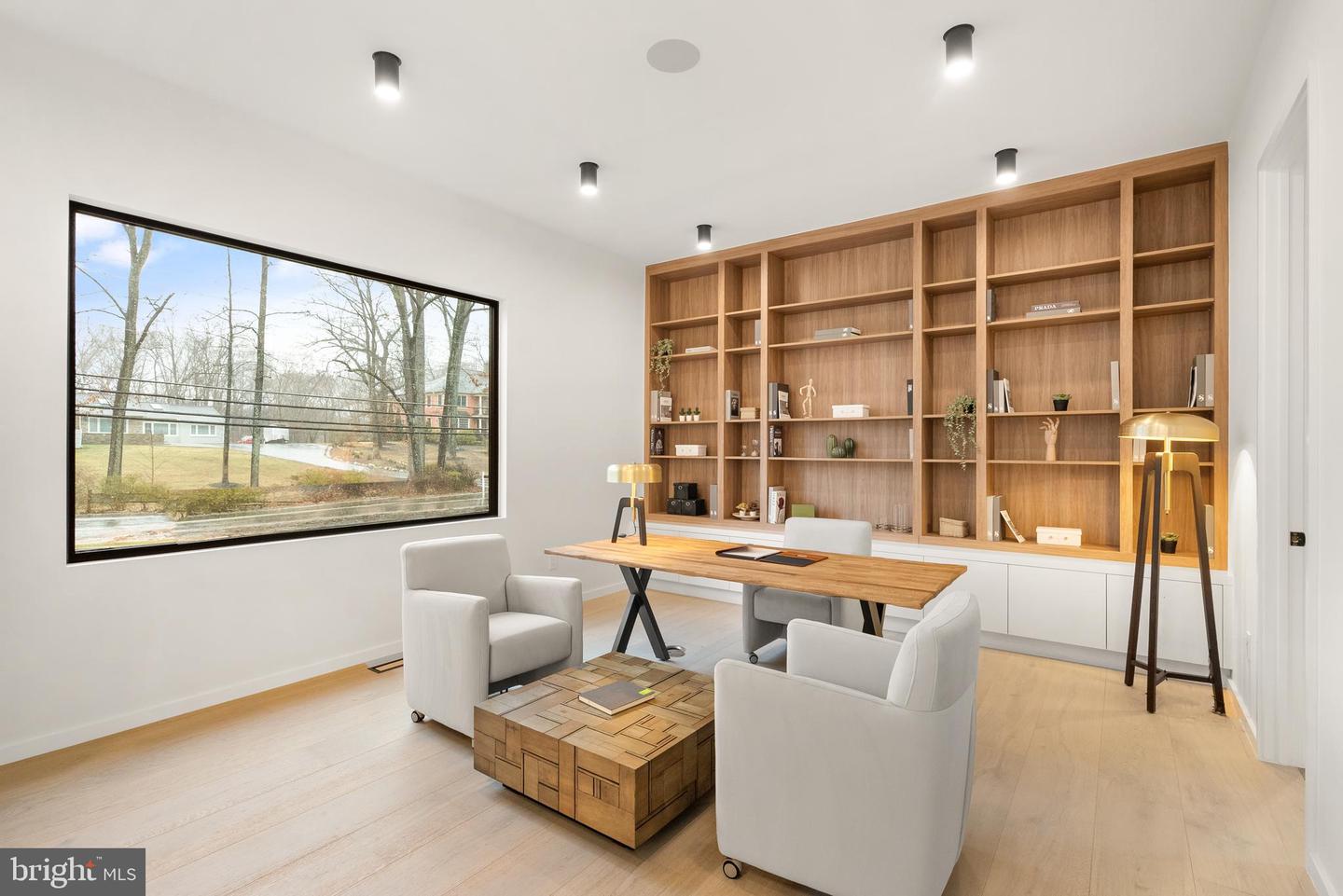 2745 N RADFORD ST, ARLINGTON, Virginia 22207, 6 Bedrooms Bedrooms, ,6 BathroomsBathrooms,Residential,For sale,2745 N RADFORD ST,VAAR2059876 MLS # VAAR2059876
