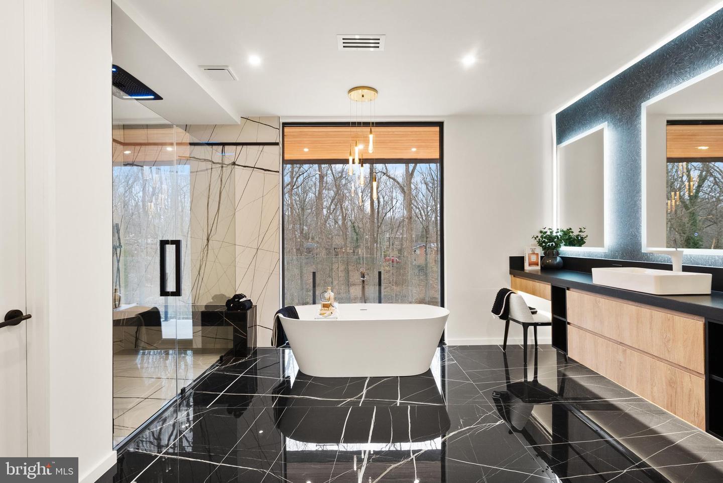 2745 N RADFORD ST, ARLINGTON, Virginia 22207, 6 Bedrooms Bedrooms, ,6 BathroomsBathrooms,Residential,For sale,2745 N RADFORD ST,VAAR2059876 MLS # VAAR2059876