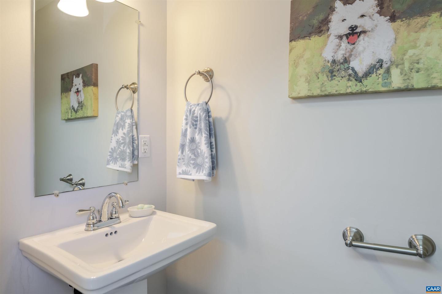 324 NW 8TH ST, CHARLOTTESVILLE, Virginia 22903, 3 Bedrooms Bedrooms, ,2 BathroomsBathrooms,Residential,For sale,324 NW 8TH ST,666119 MLS # 666119