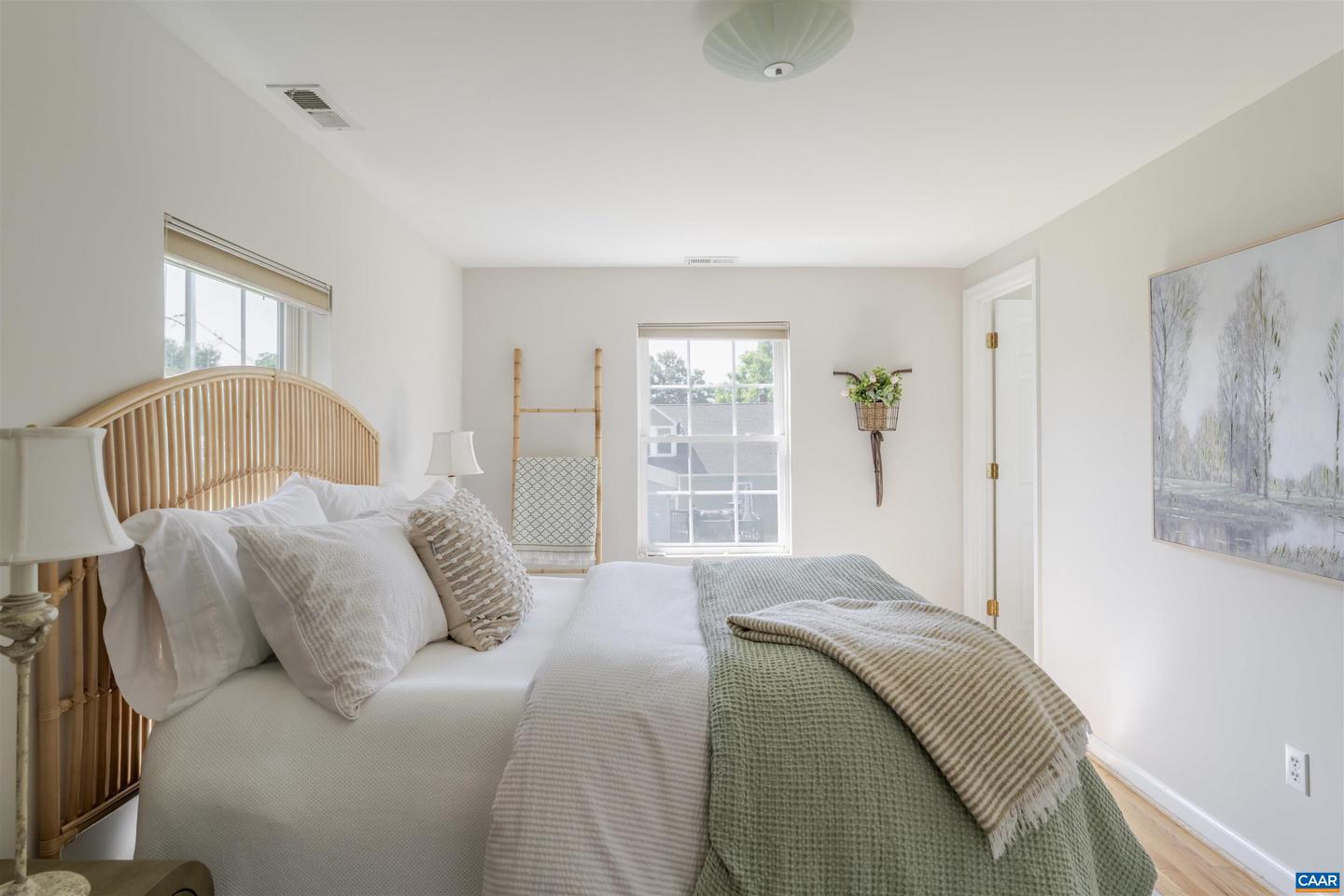 324 NW 8TH ST, CHARLOTTESVILLE, Virginia 22903, 3 Bedrooms Bedrooms, ,2 BathroomsBathrooms,Residential,For sale,324 NW 8TH ST,666119 MLS # 666119