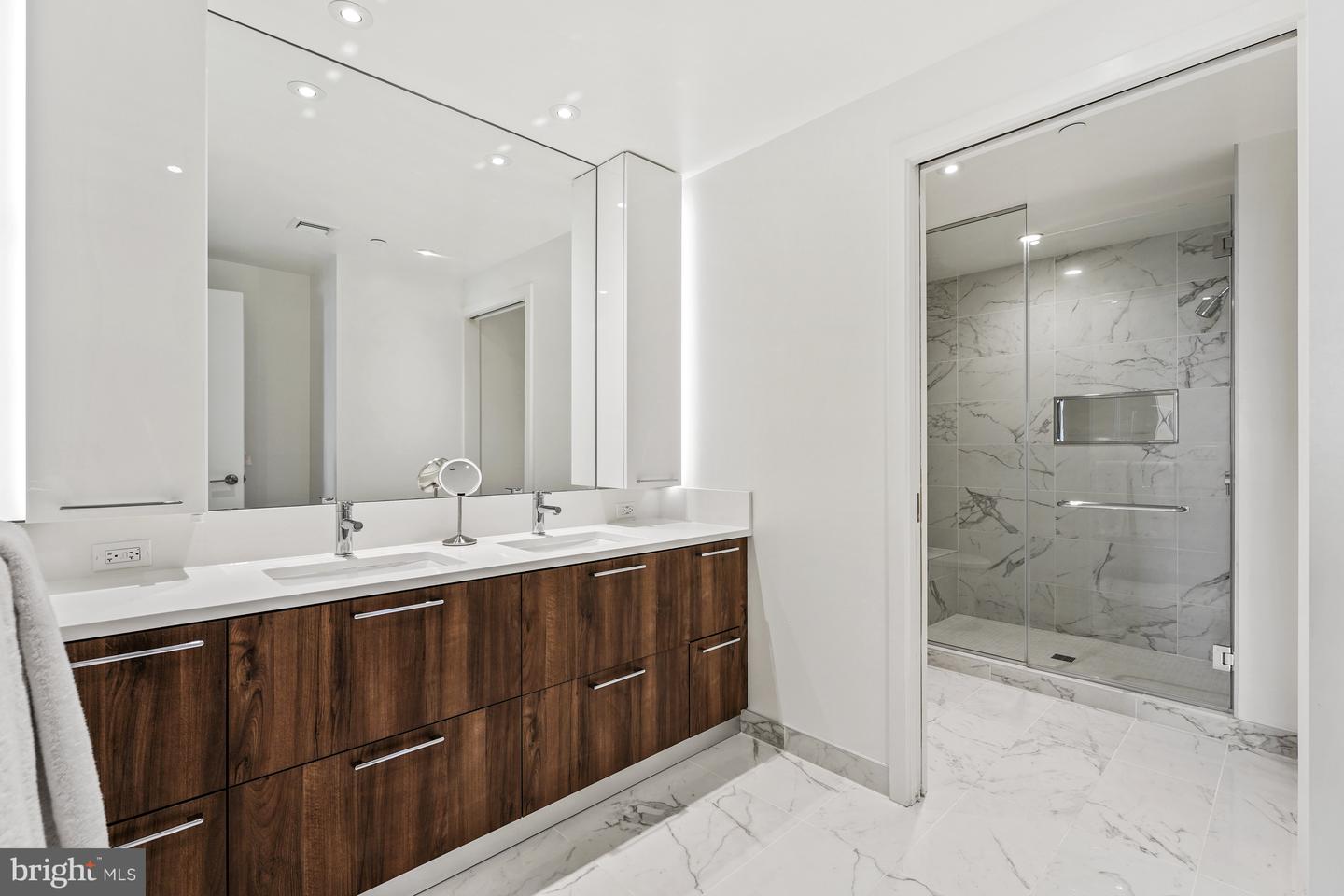 1650 SILVER HILL #1104, MCLEAN, Virginia 22102, 2 Bedrooms Bedrooms, ,2 BathroomsBathrooms,Residential,For sale,1650 SILVER HILL #1104,VAFX2250984 MLS # VAFX2250984