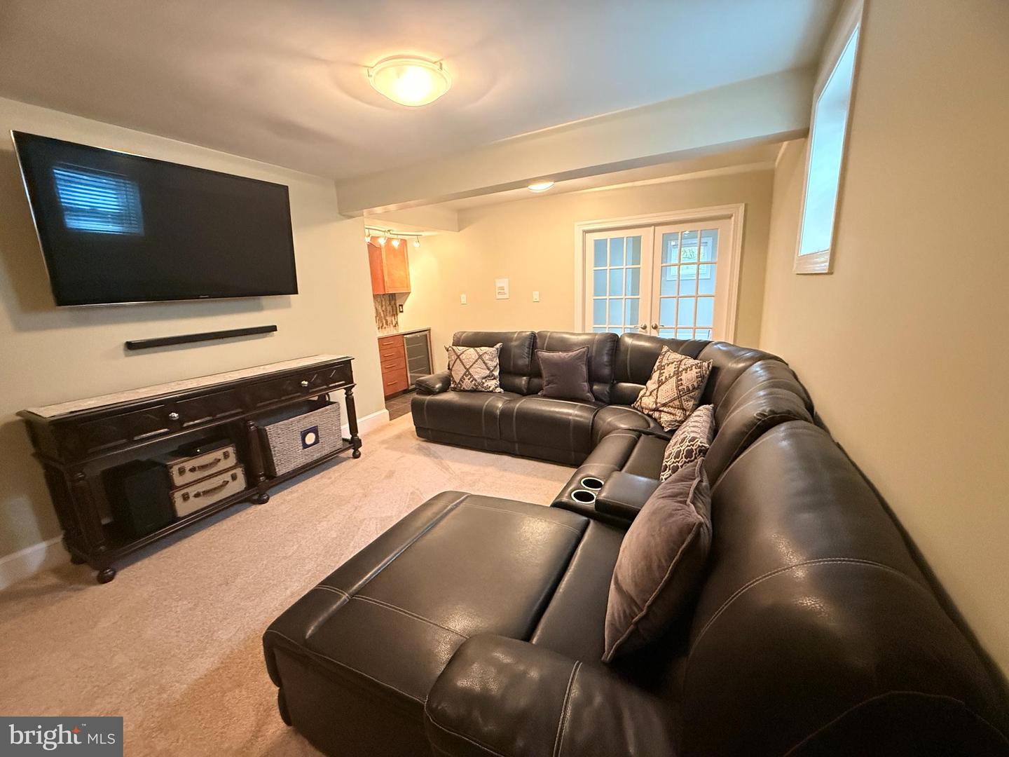 1904 BELLE HAVEN RD, ALEXANDRIA, Virginia 22307, 4 Bedrooms Bedrooms, ,3 BathroomsBathrooms,Residential,For sale,1904 BELLE HAVEN RD,VAFX2251040 MLS # VAFX2251040